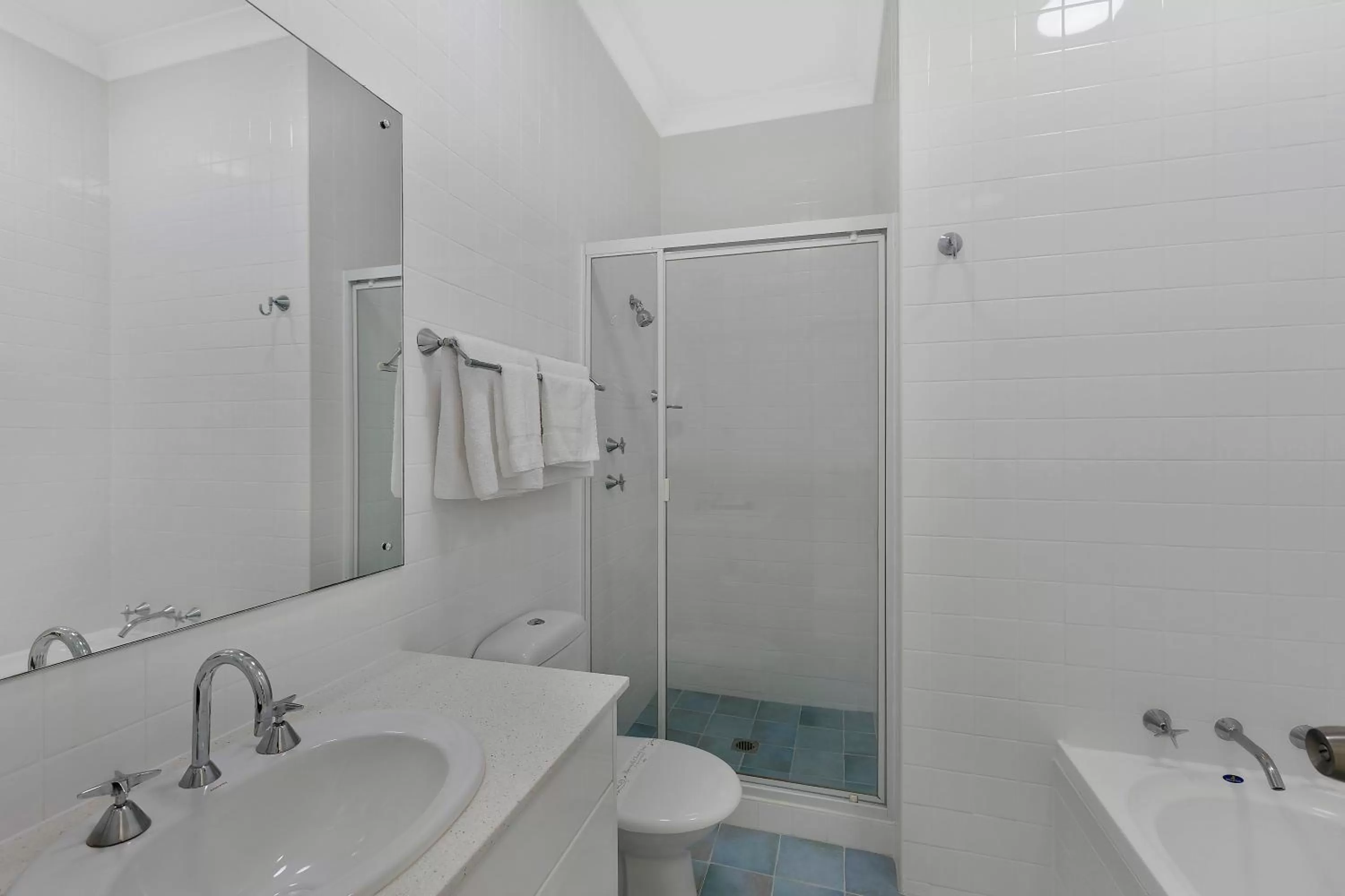 Bathroom in Terrigal Pacific Coastal Retreat