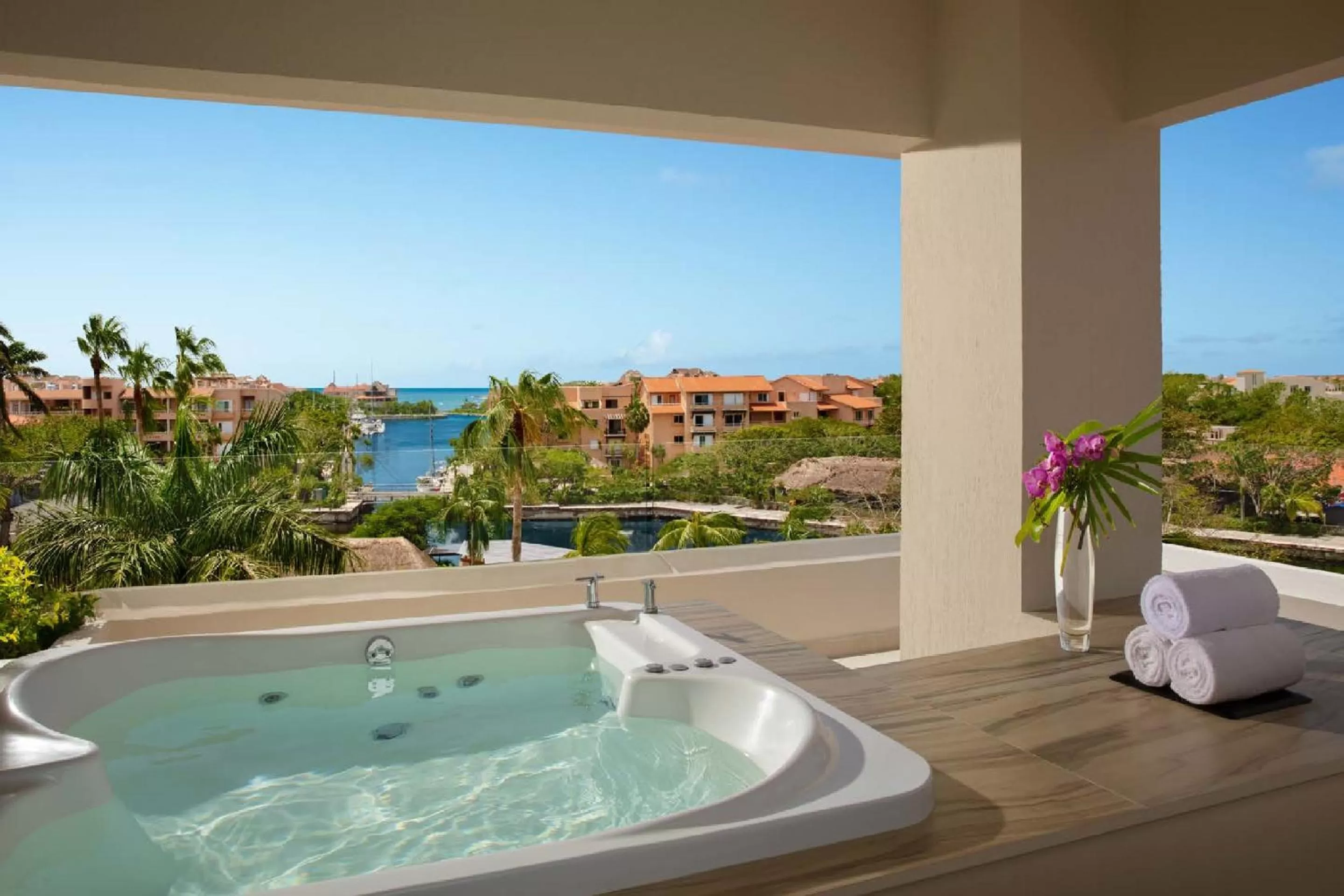 Hot Tub in Dreams Aventuras Riviera Maya - All Inclusive