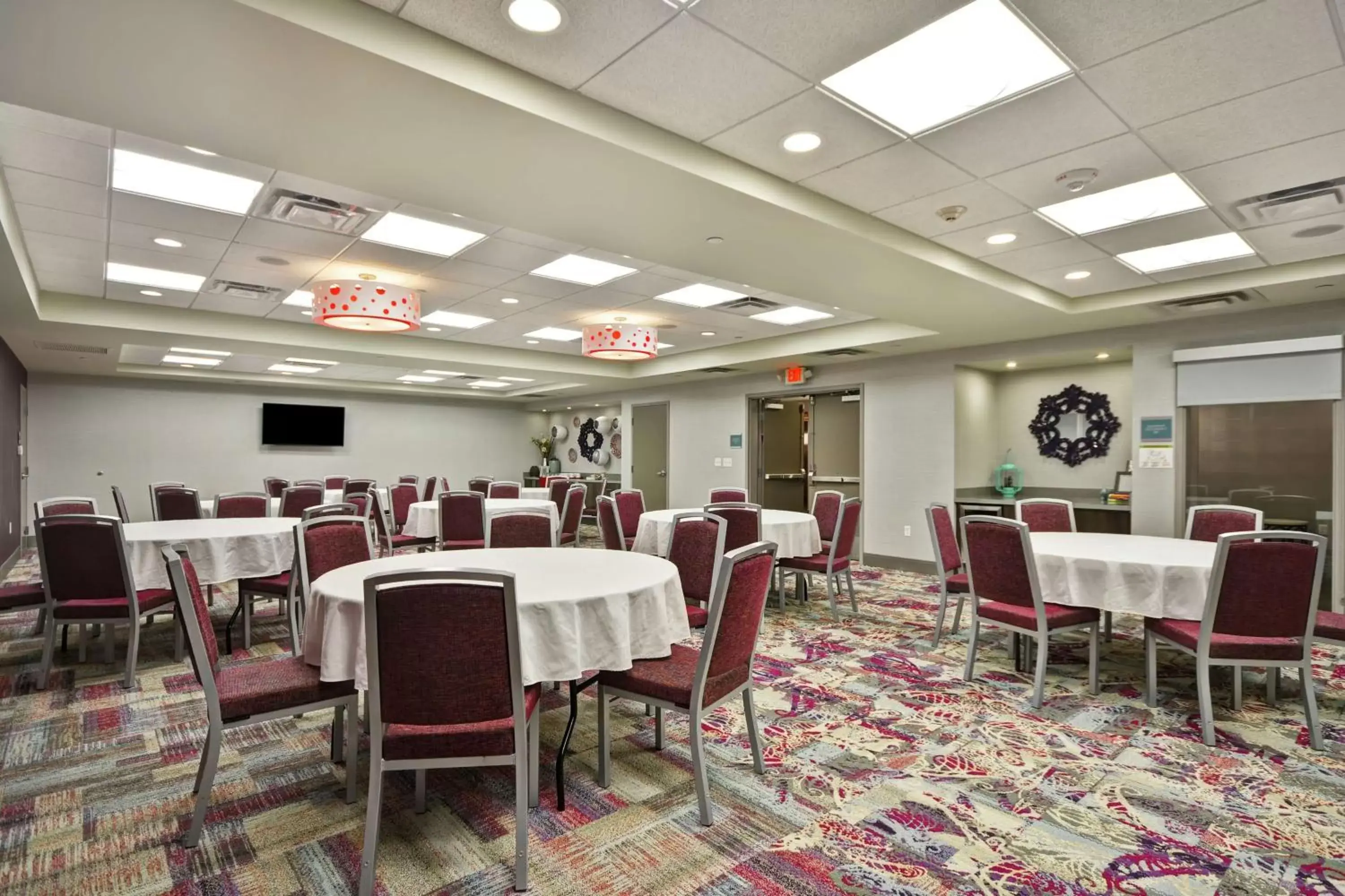 Meeting/conference room in Home2 Suites by Hilton KCI Airport