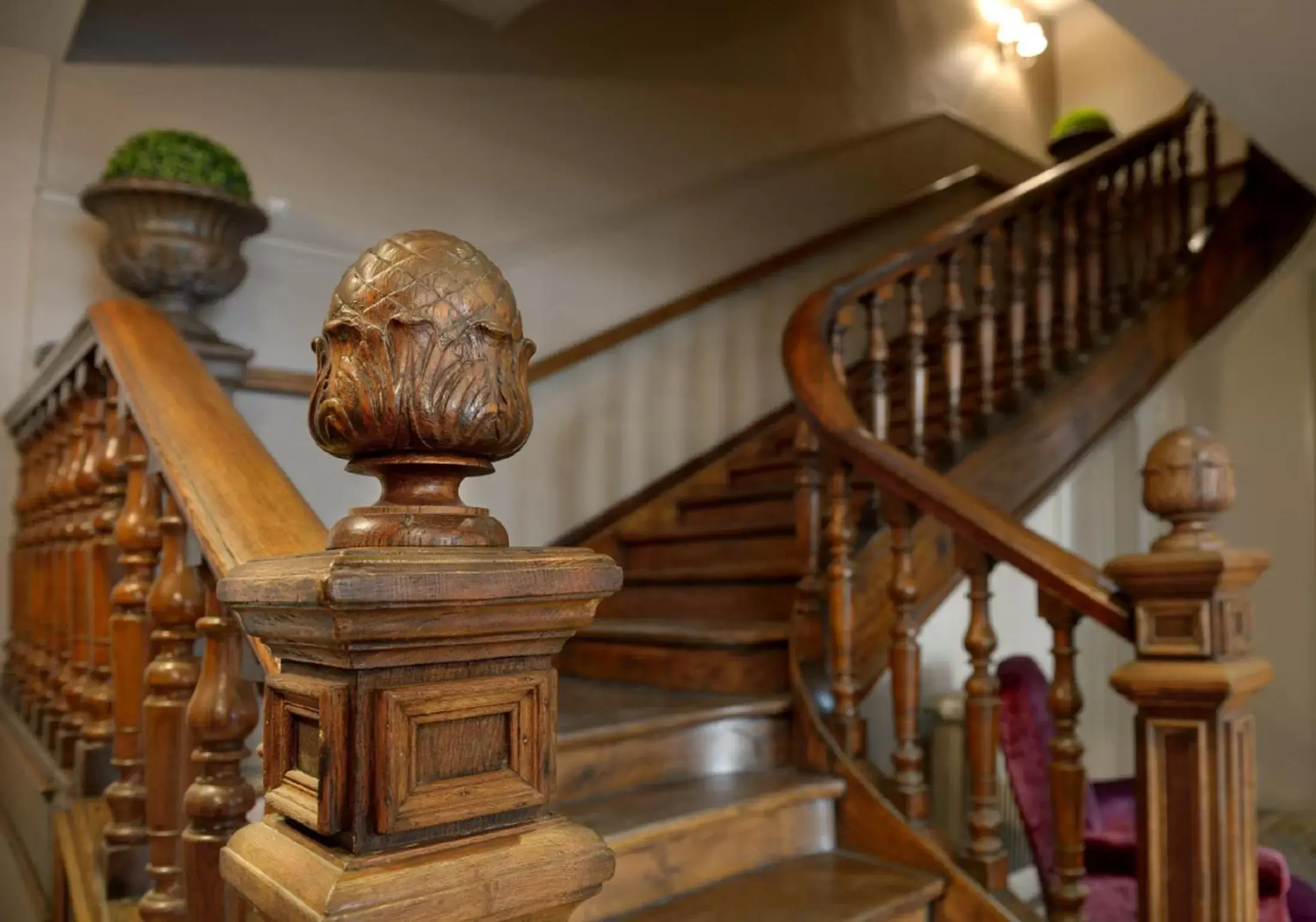 Lobby or reception in The Originals City, Hôtel de la Balance, Montbéliard