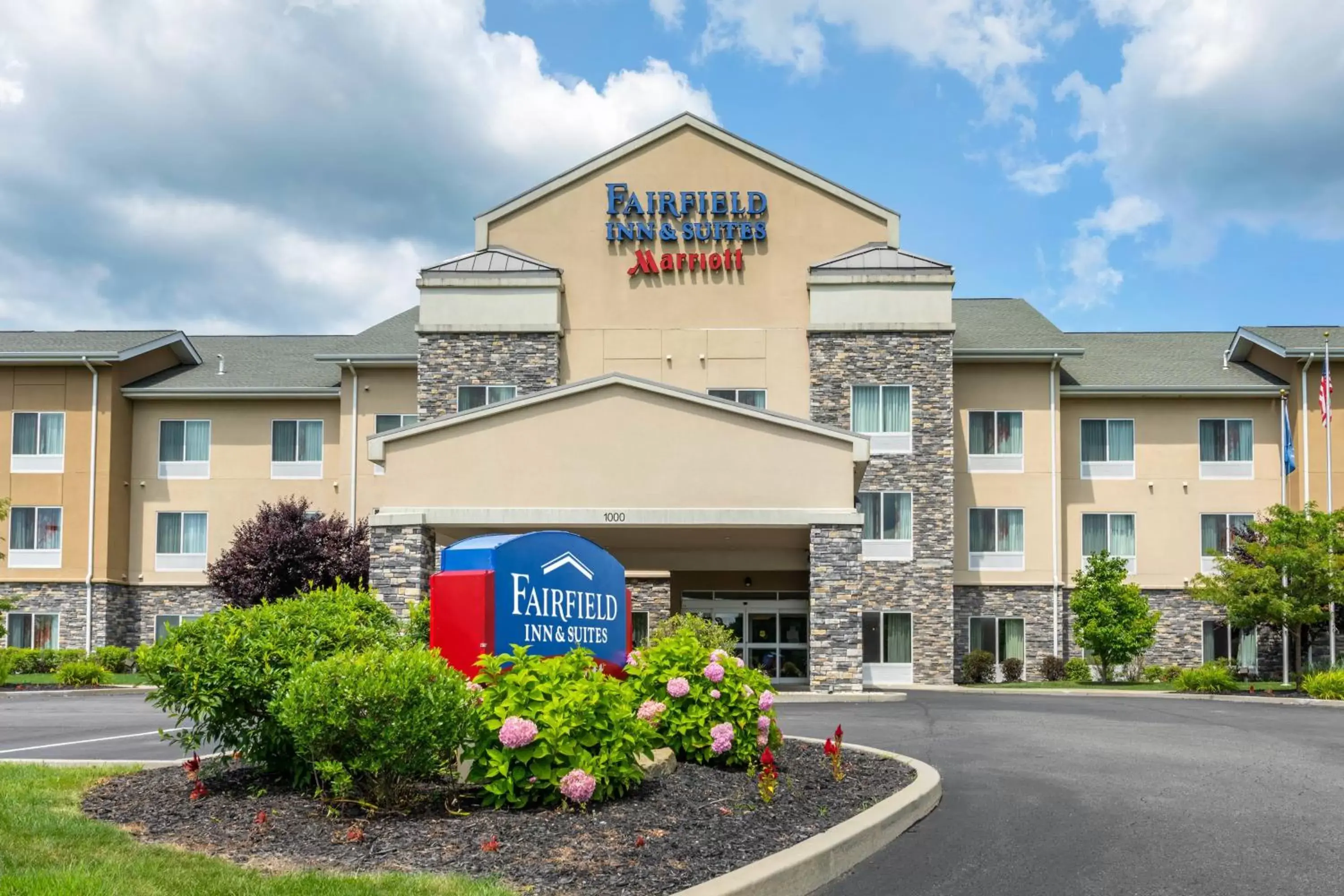 Property Building in Fairfield Inn & Suites by Marriott Slippery Rock