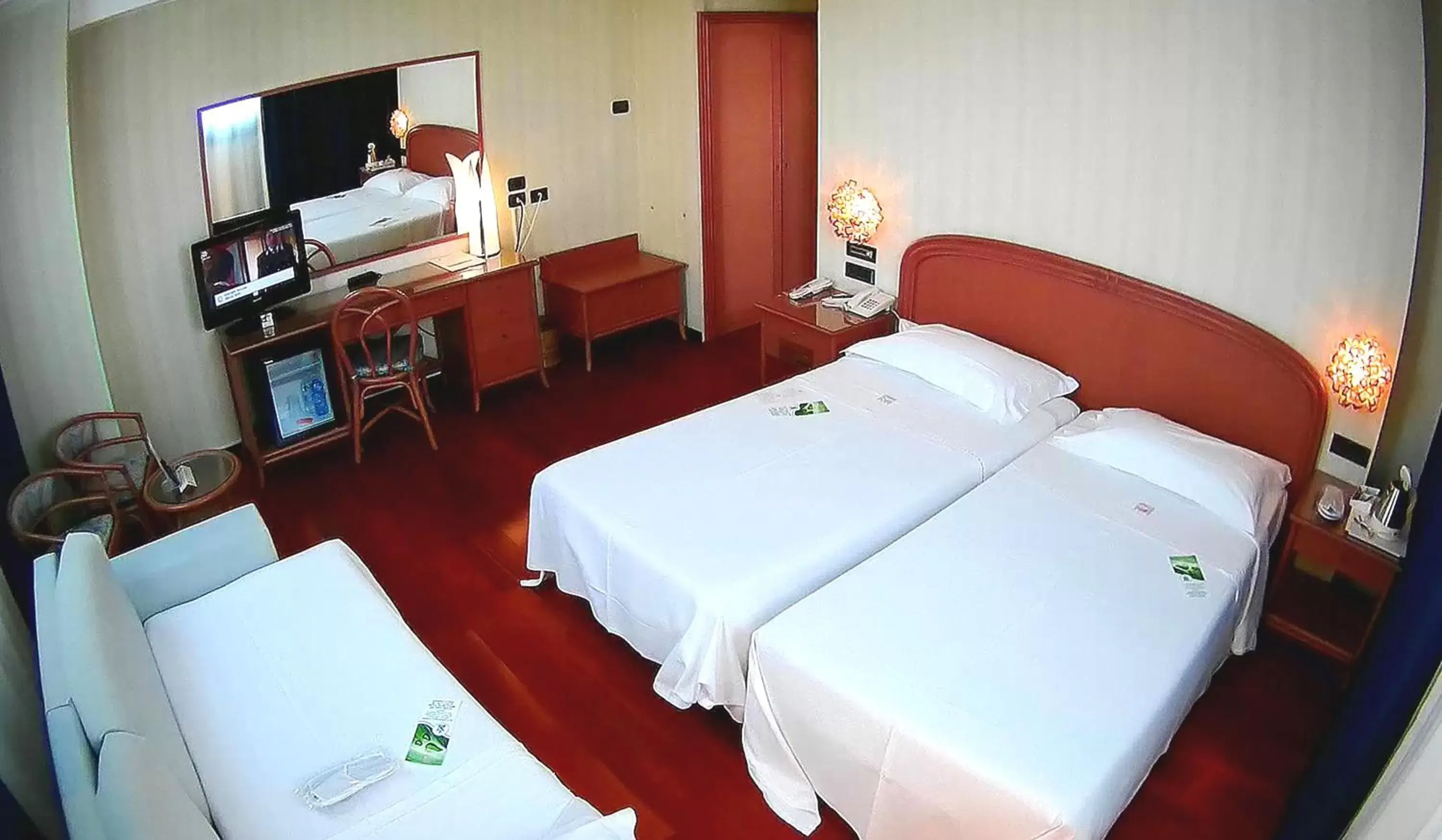 Photo of the whole room, Bed in Abacus Hotel