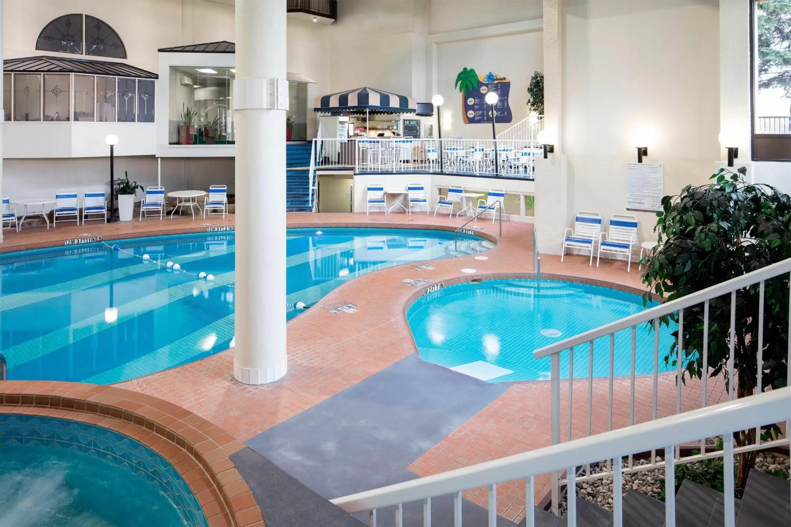 Fitness centre/facilities, Swimming Pool in Sheraton Cavalier Calgary Hotel