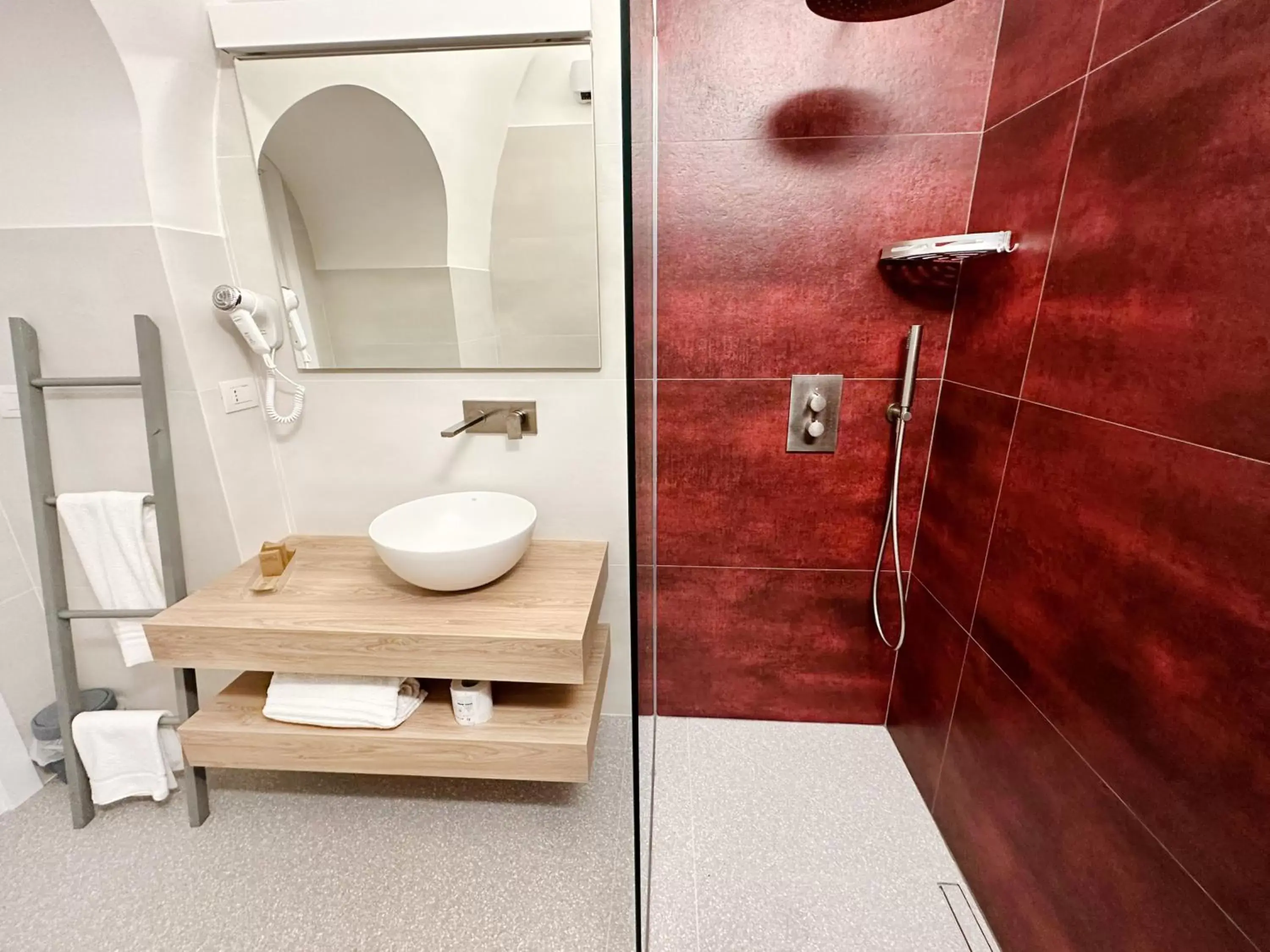 Shower, Bathroom in Dimora dei Celestini