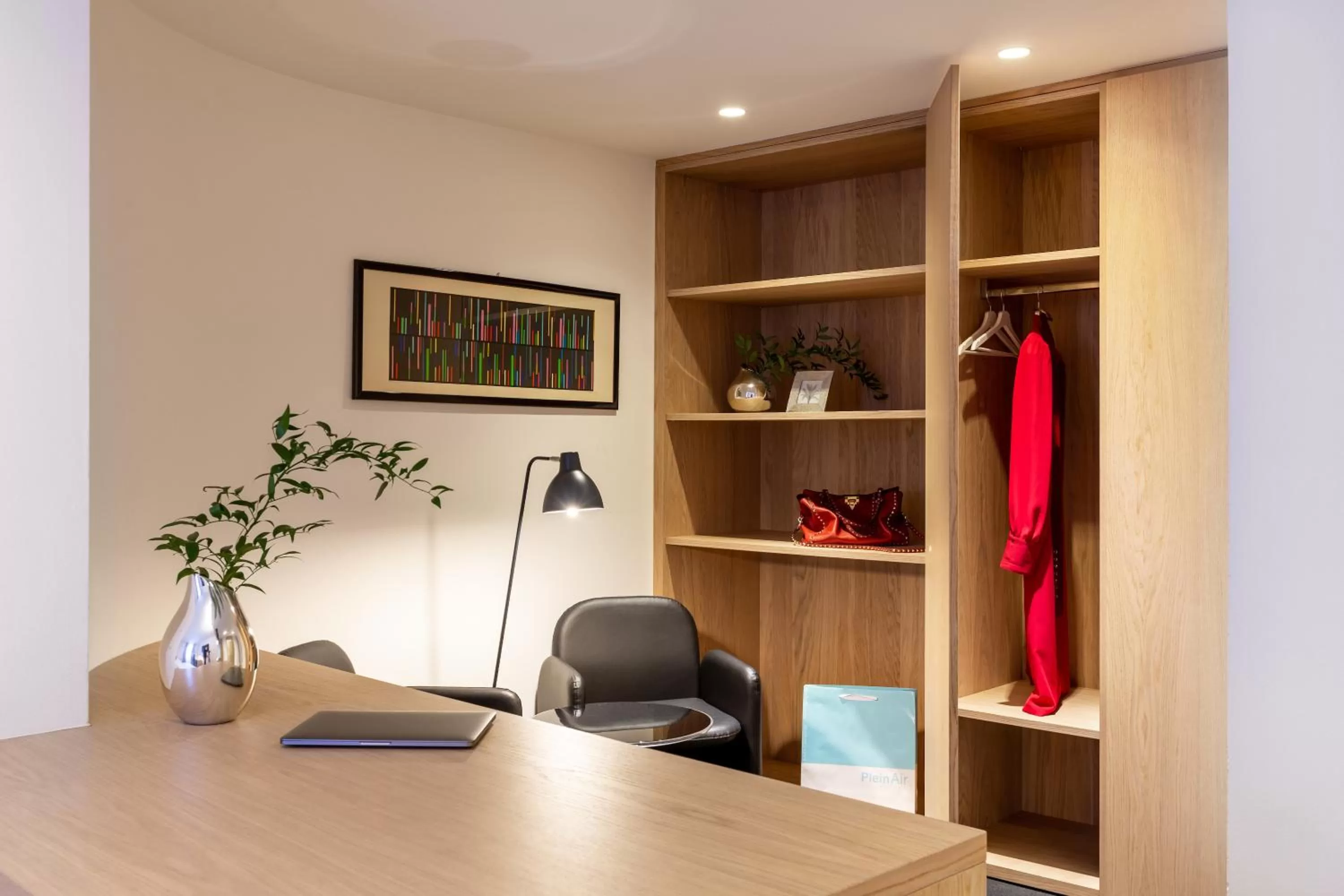 Photo of the whole room in Hotel Lago Di Garda