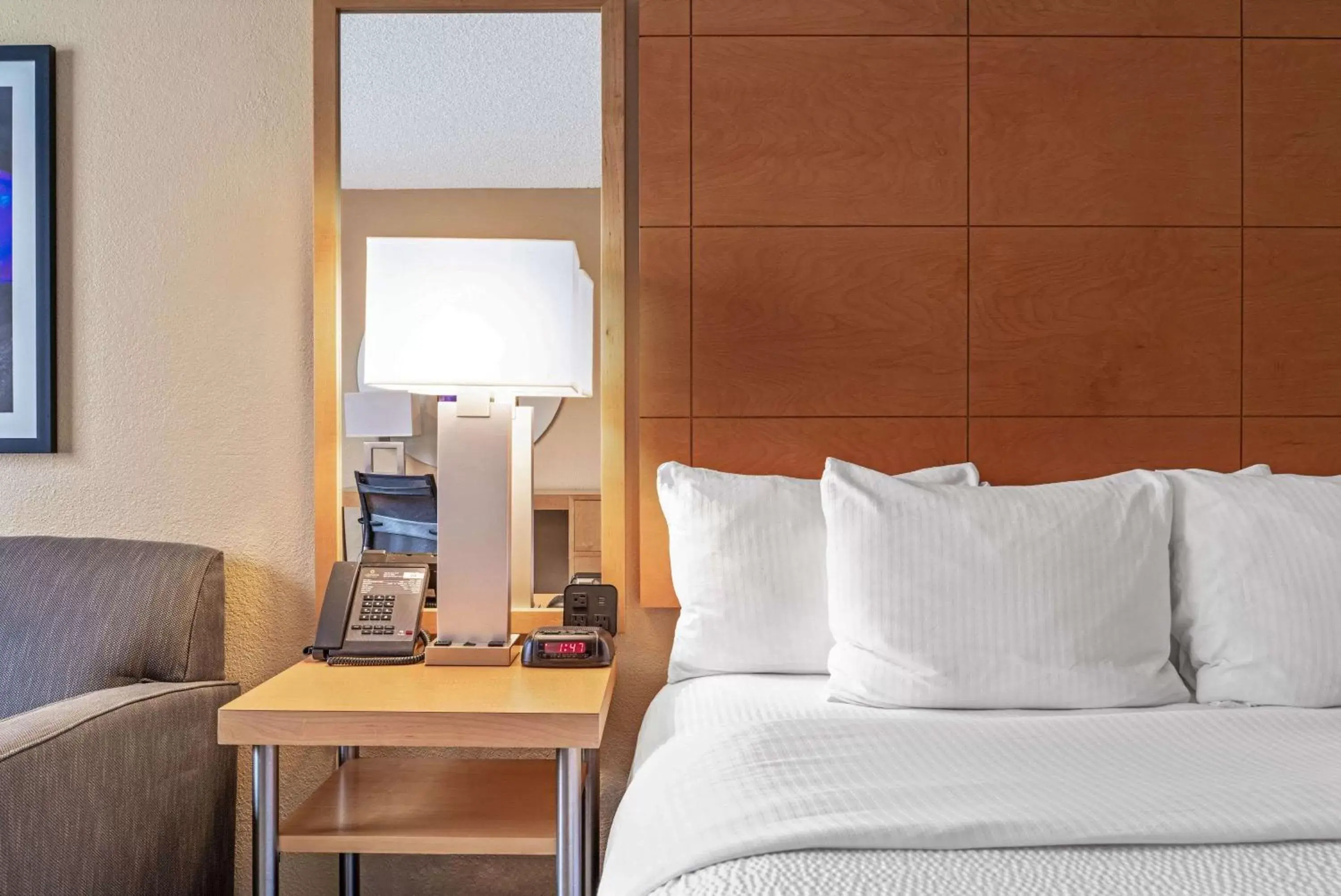 Photo of the whole room, Bed in La Quinta by Wyndham Naples Downtown Photo of the whole room, Bed in La Quinta by Wyndham Naples Downtown