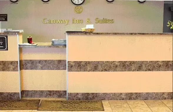 Lobby or reception in Canway Inn & Suites