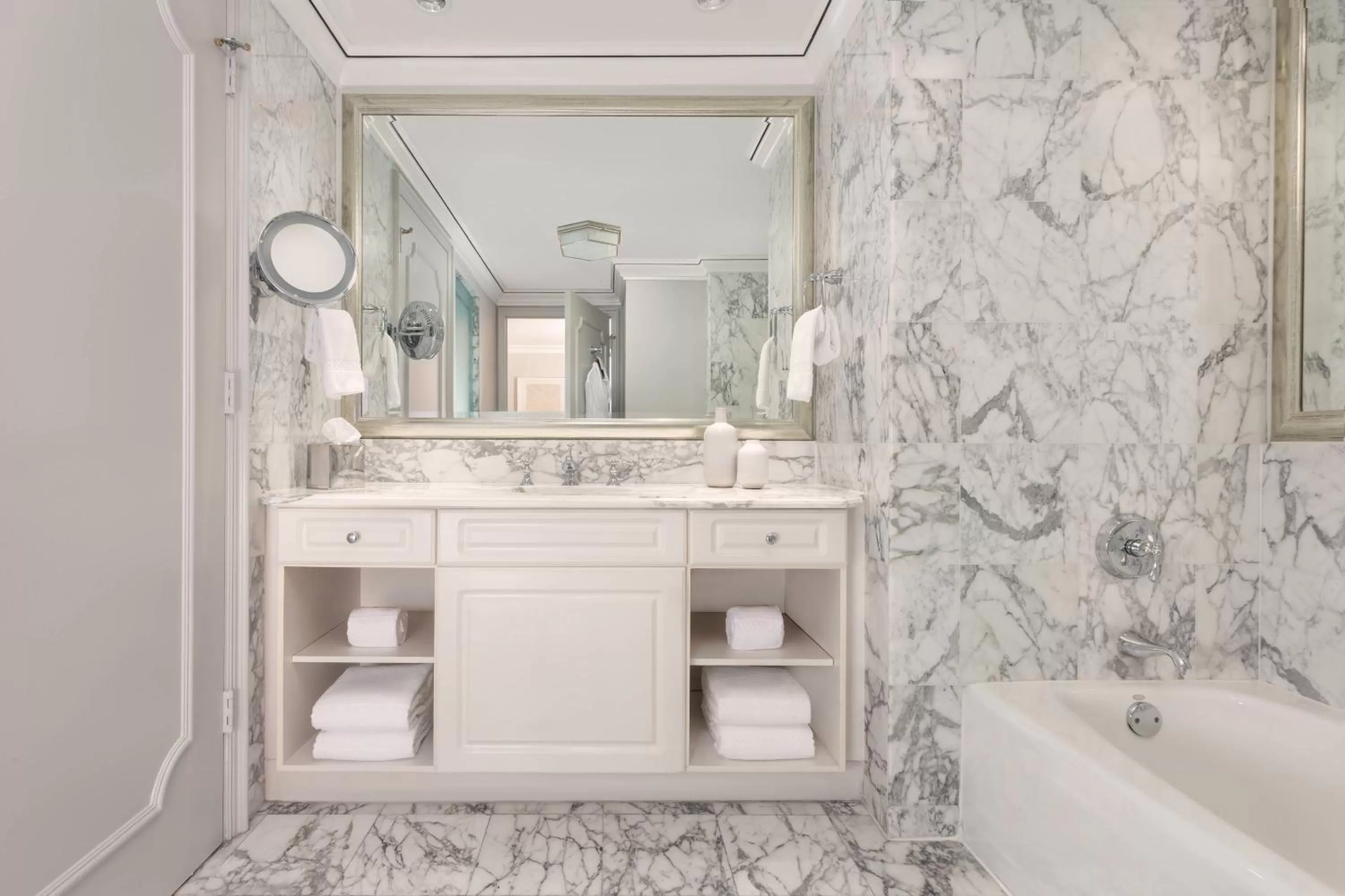 Bathroom in The Ritz-Carlton Coconut Grove, Miami