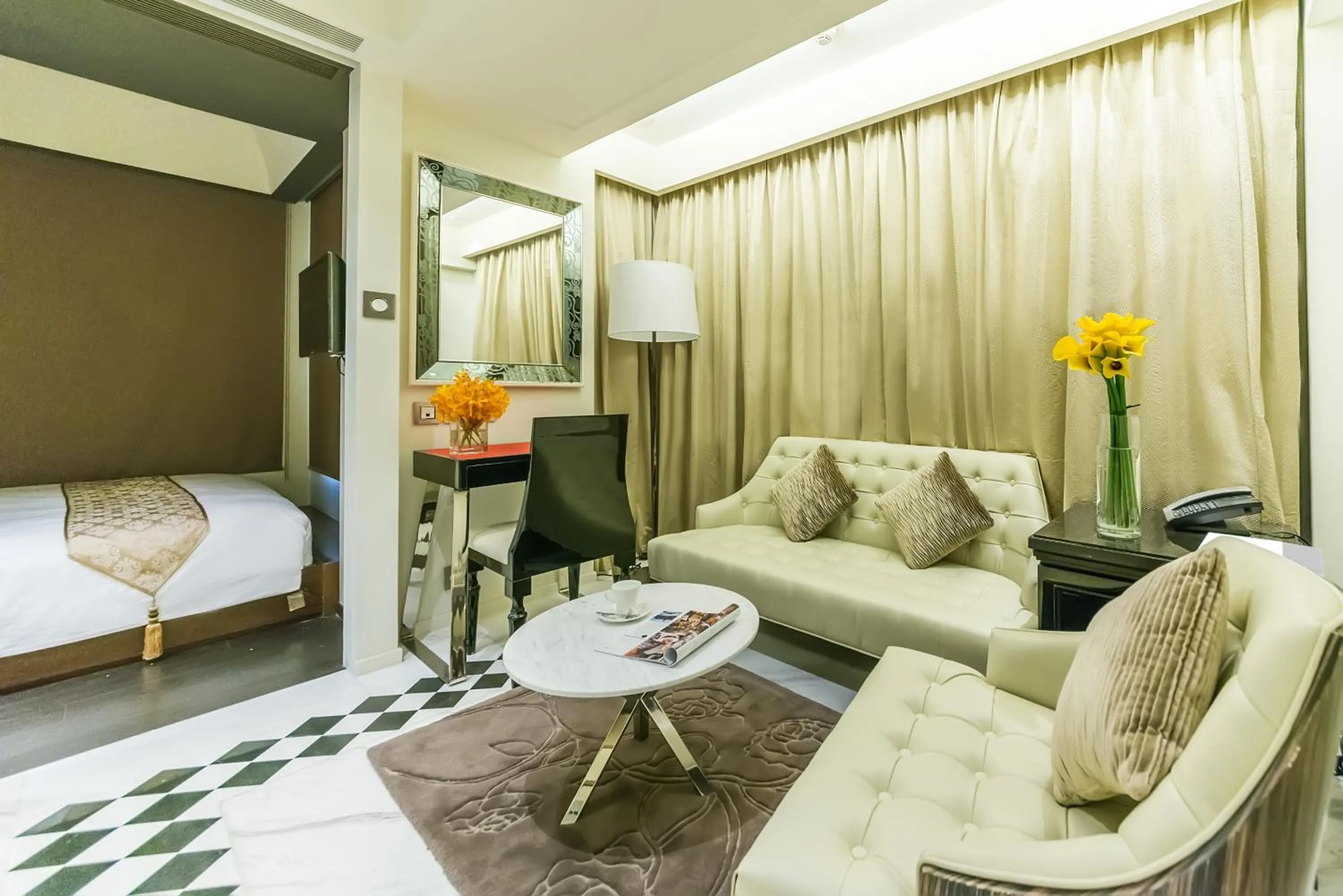 Bed in Hotel Pravo Hong Kong