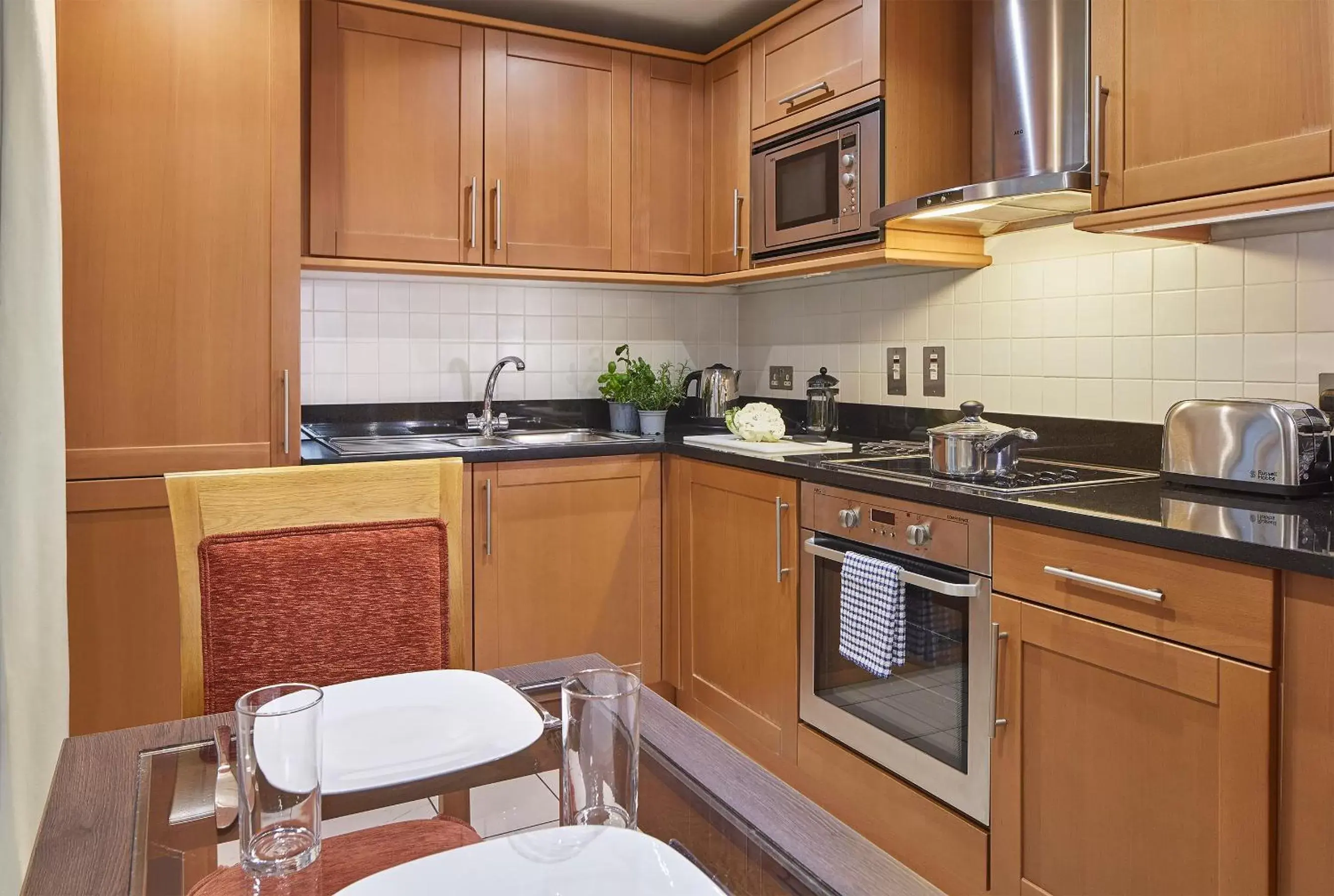 Kitchen or kitchenette, Kitchen/Kitchenette in Marlin Apartments London City - Queen Street
