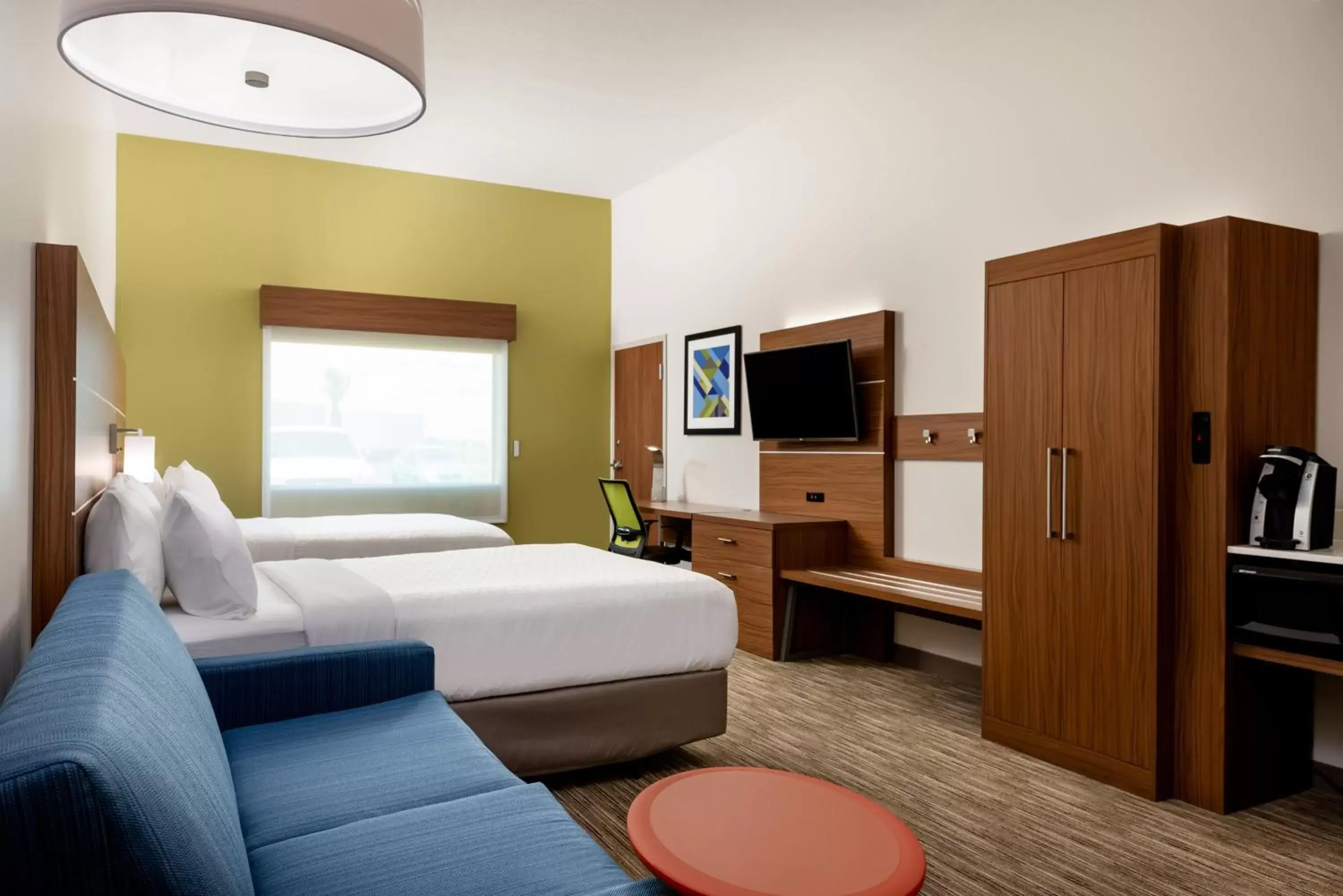 Photo of the whole room, Bed in Holiday Inn Express & Suites - Punta Gorda, an IHG Hotel