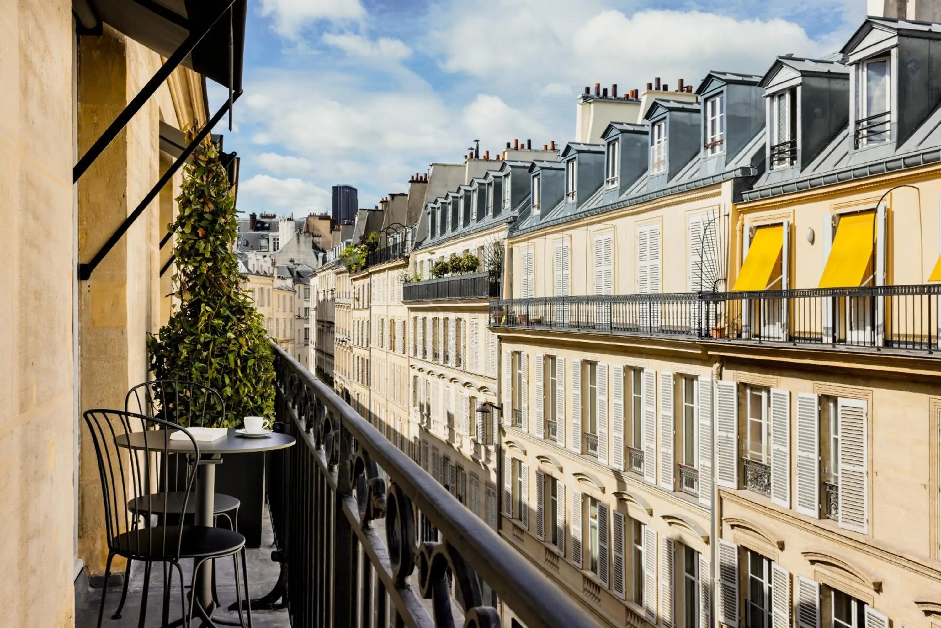 View (from property/room) in Pavillon Faubourg Saint-Germain & Spa