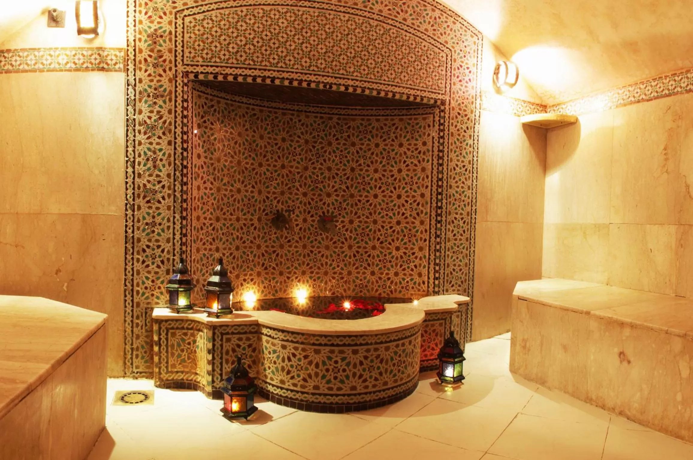 Steam room in Grand Mogador Sea View & Spa