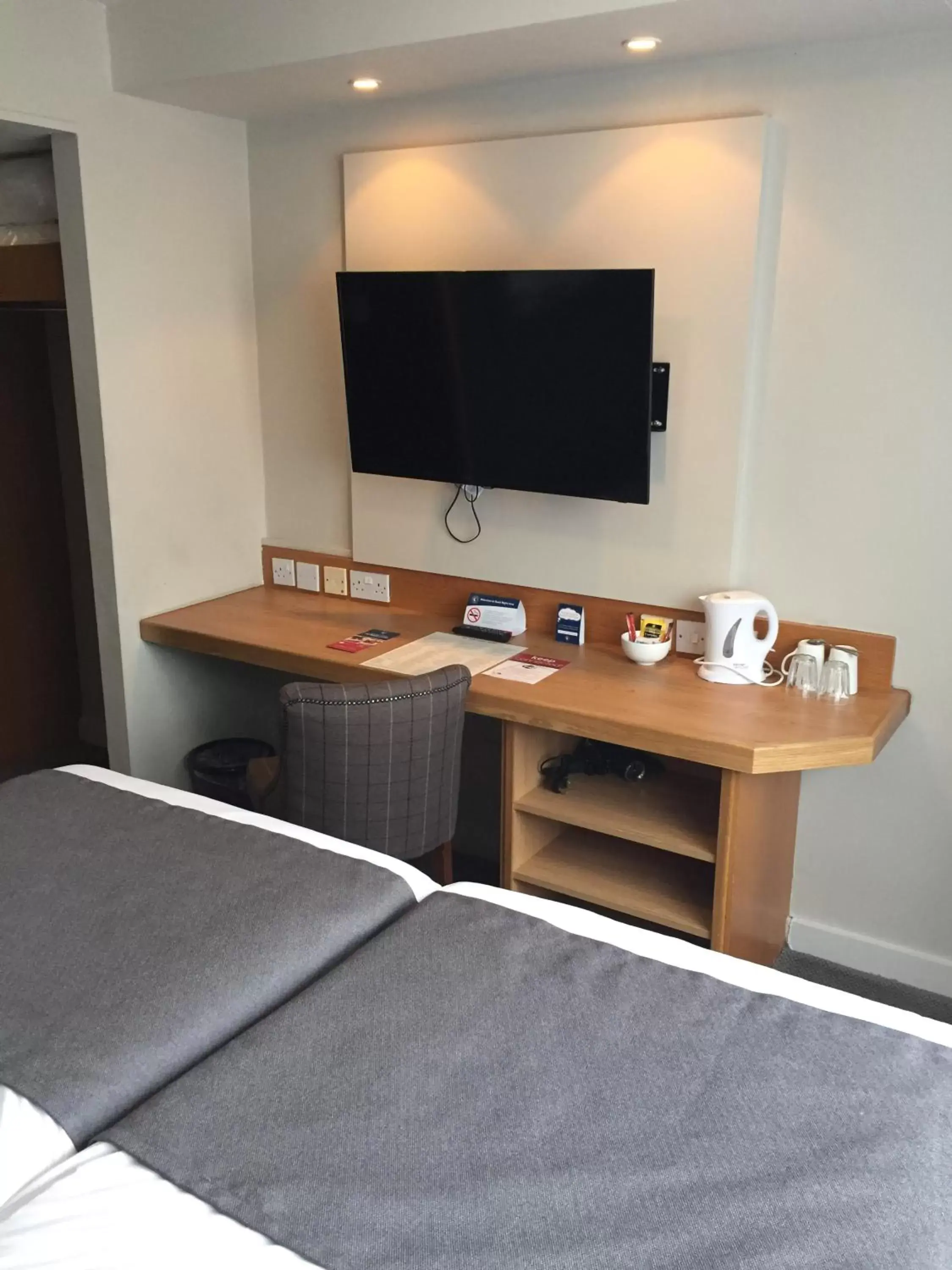 Bedroom, TV/Entertainment Center in De Trafford Arms by Chef & Brewer Collection