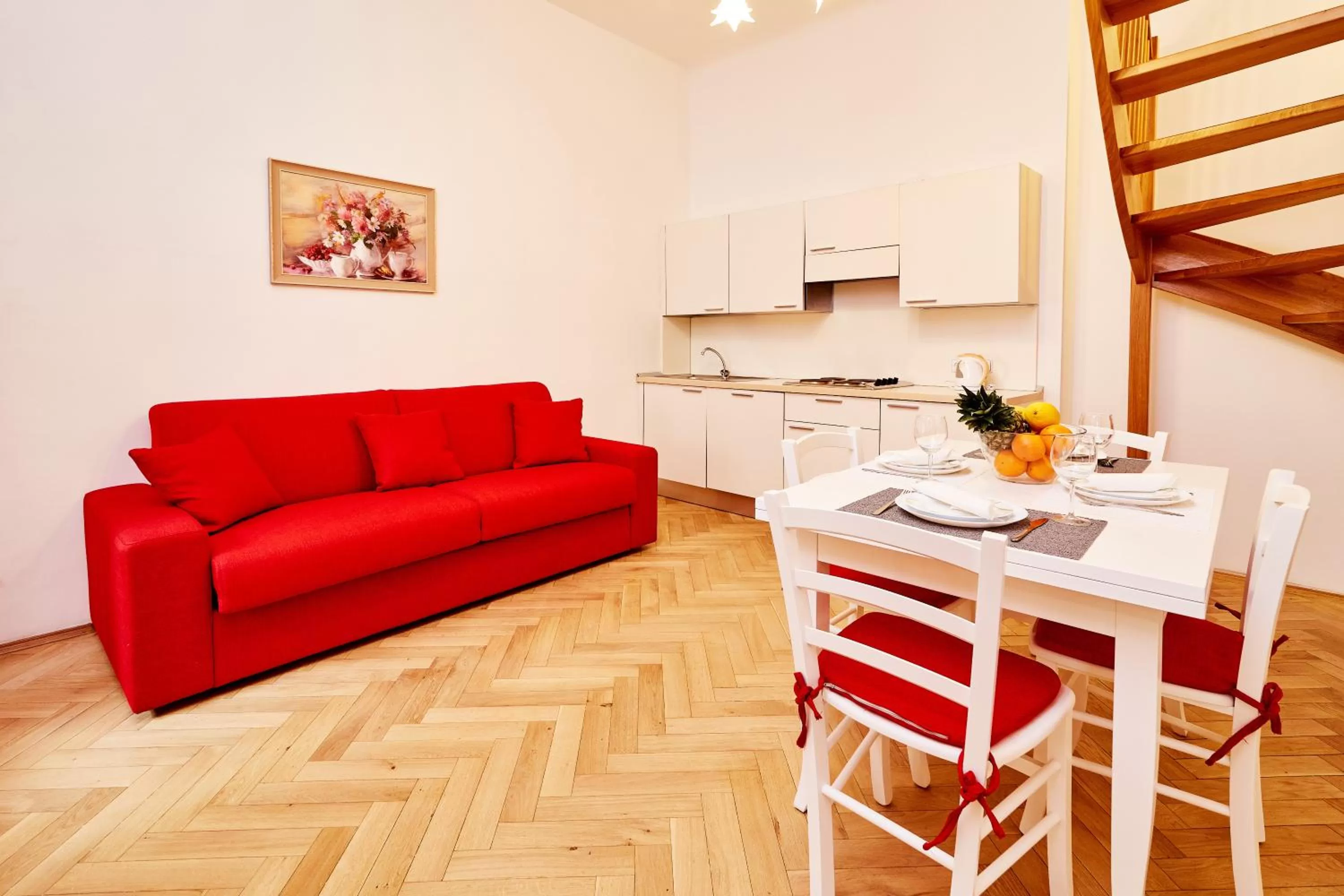 Coffee/tea facilities in Three Golden Crowns Apartments