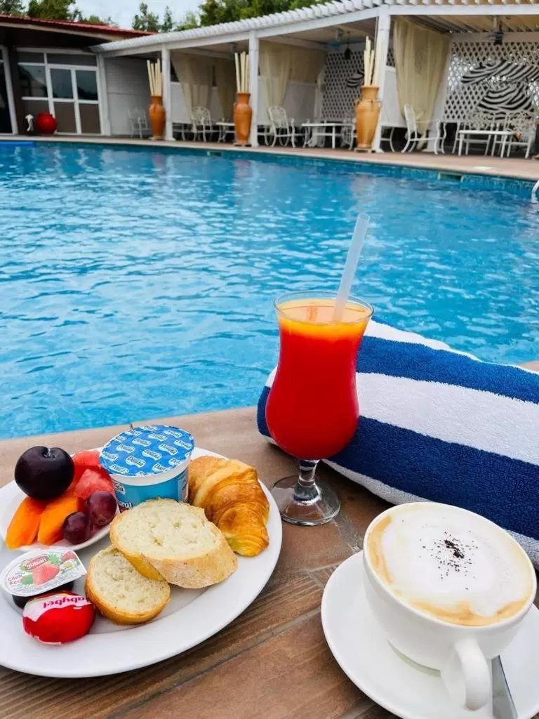 Food and drinks in Les Acacias Hotel Djibouti