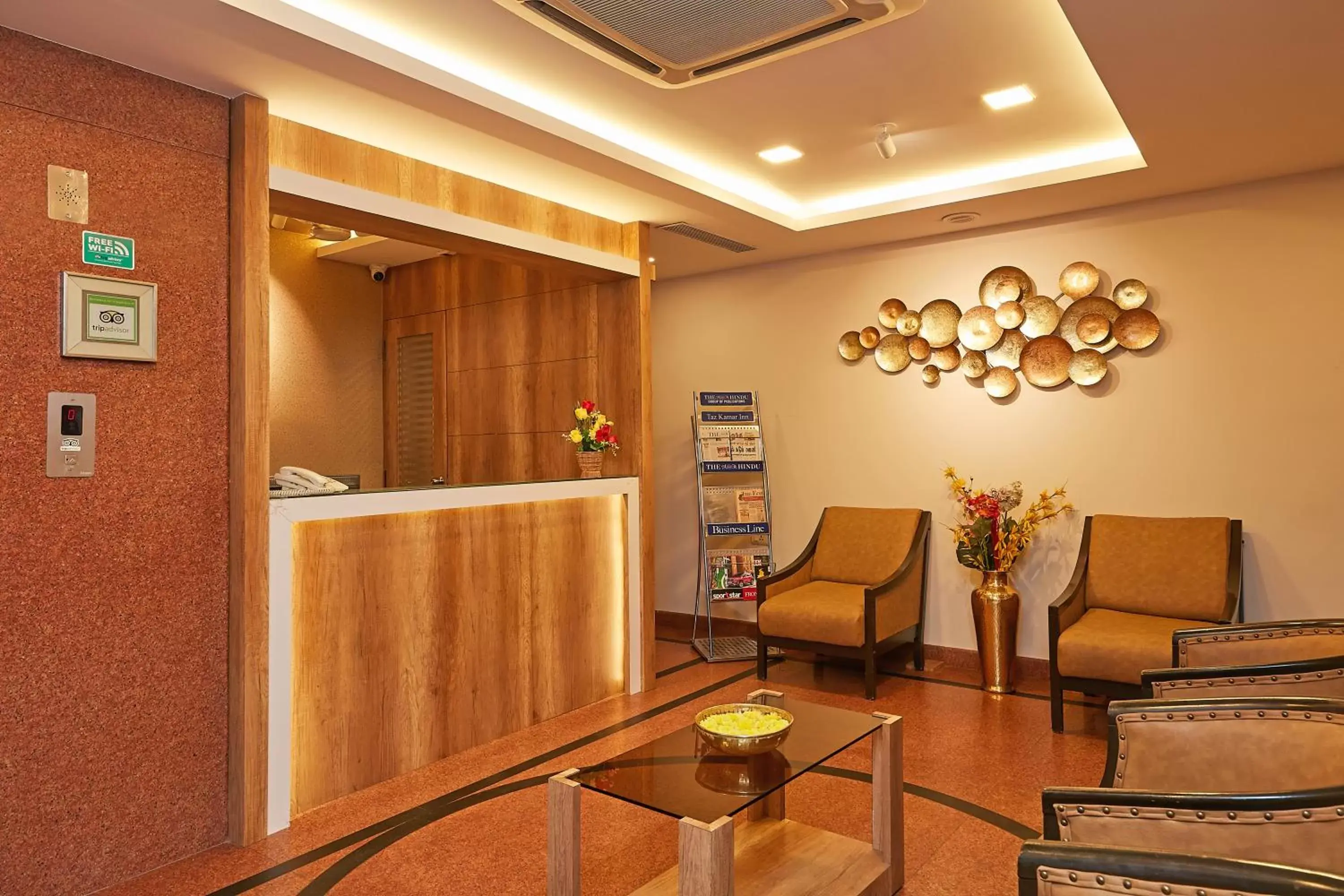 Seating area, Lobby/Reception in Taz Kamar Family Hotel