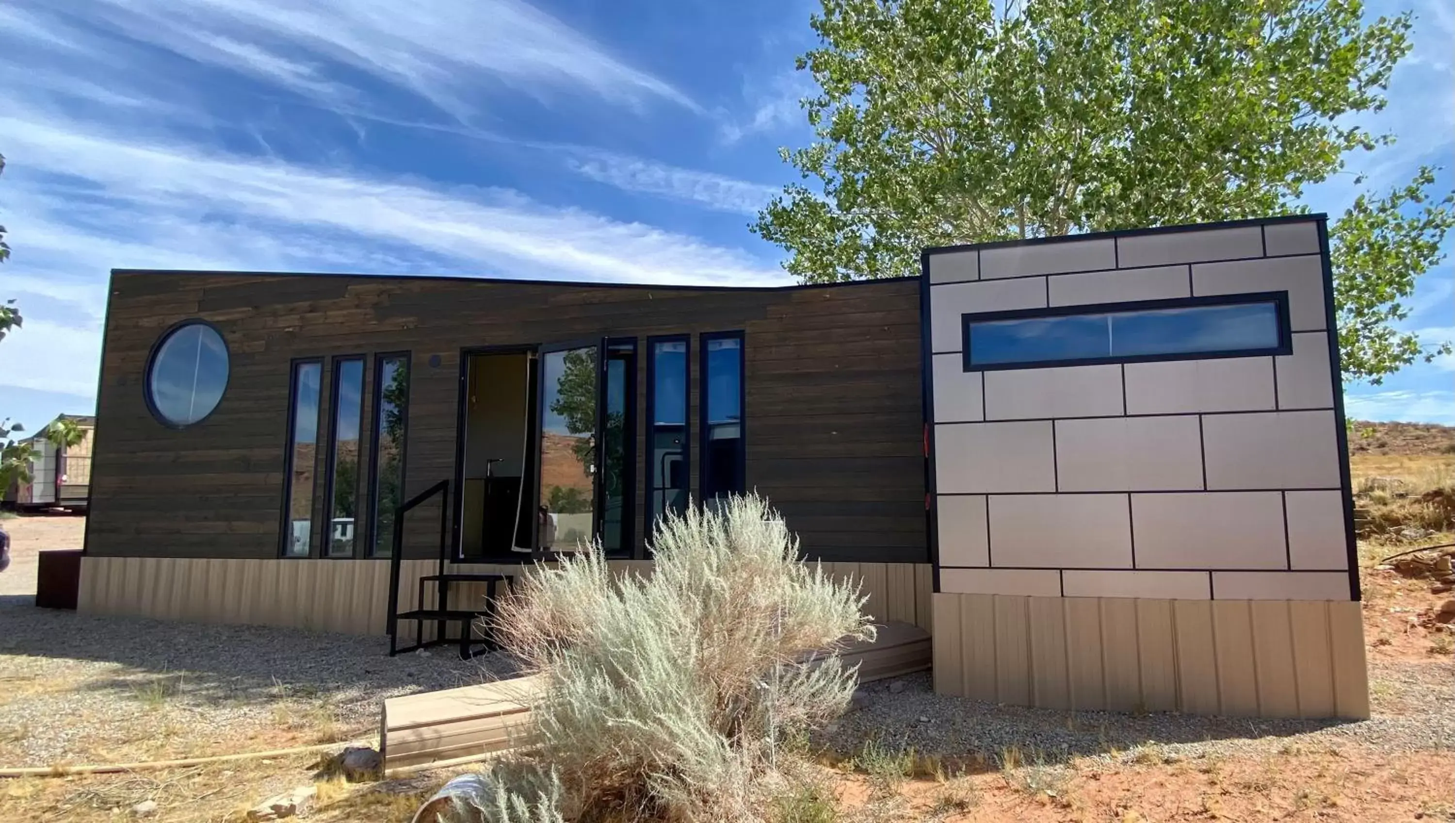 Property Building in Ticaboo Lodge Lake Powell