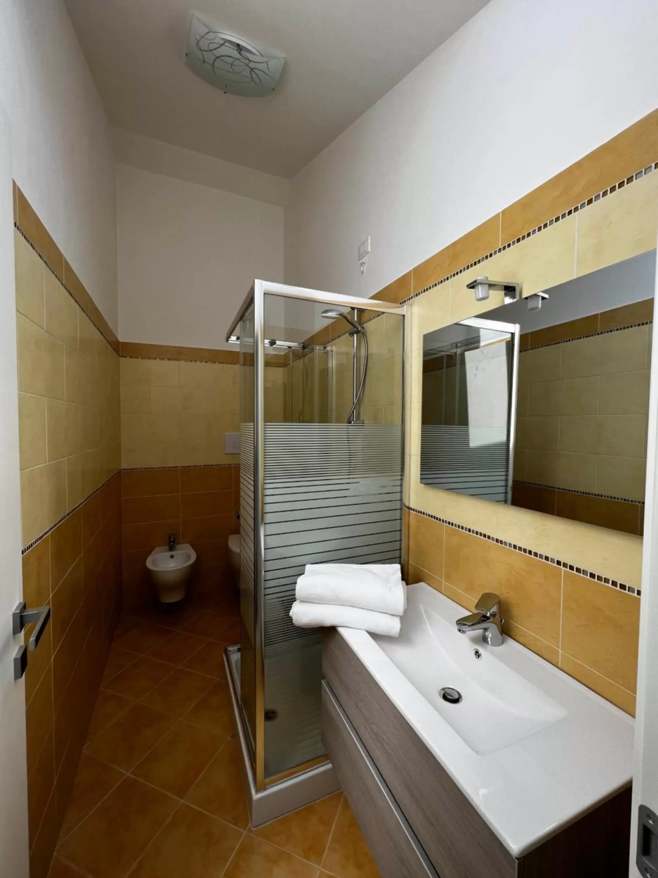 Shower, Bathroom in Nautilus Appartamenti a mare