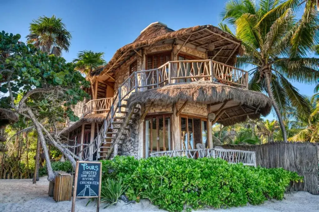 Property Building in Alaya Tulum