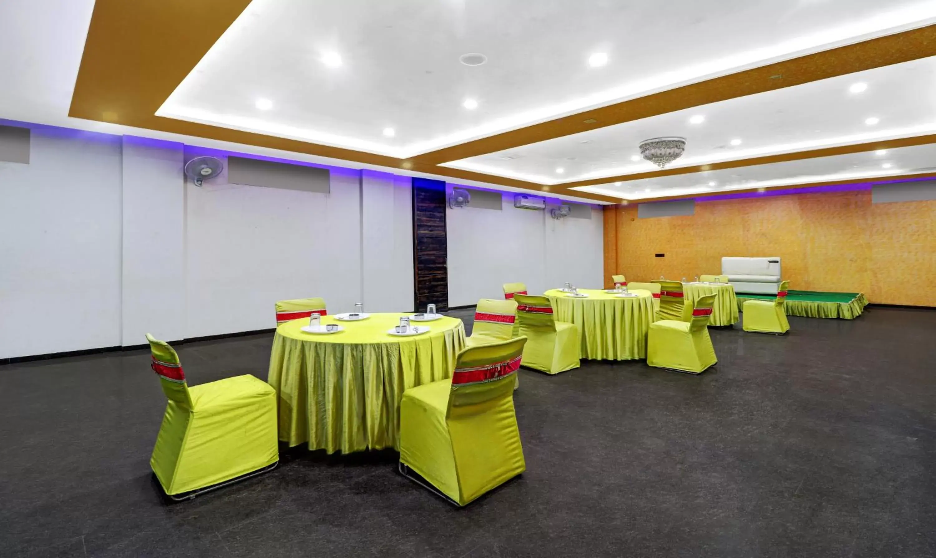 Banquet/Function facilities, Banquet Facilities in Itsy By Treebo - Anjali Mahal