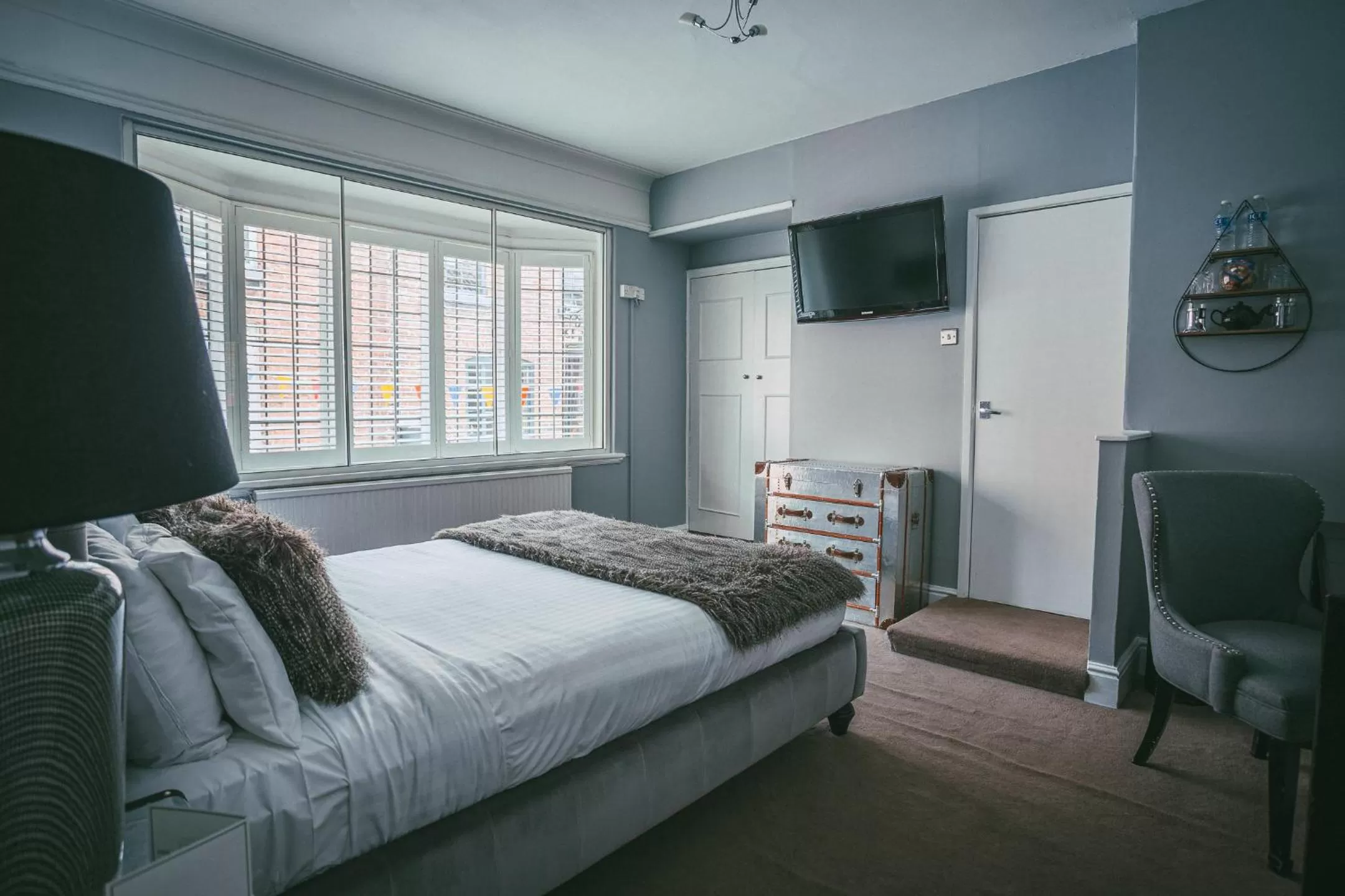 TV and multimedia, Bed in Rose & Crown Inn