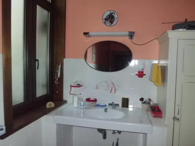 Bathroom in B and B Comme chez soi