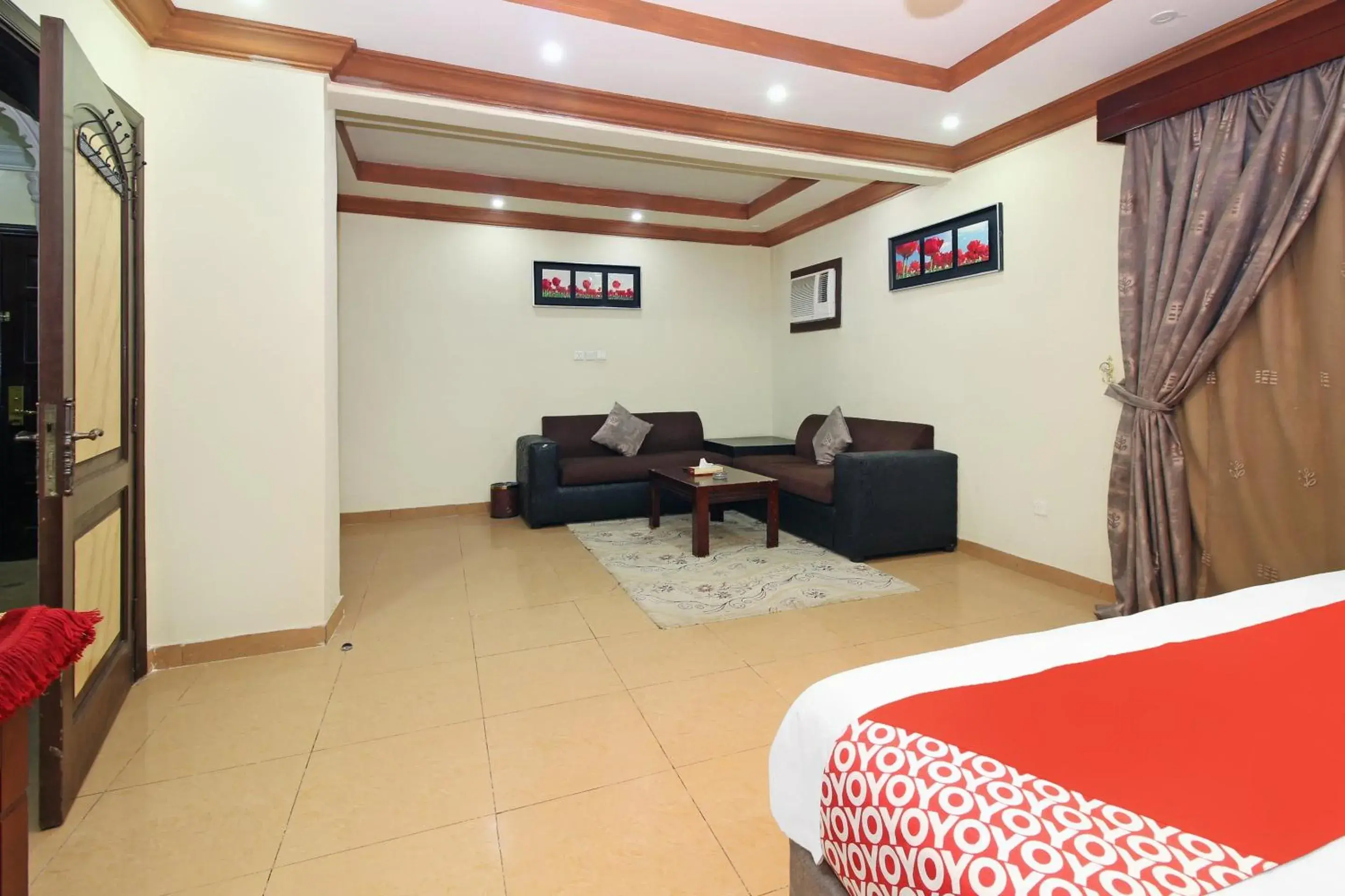 Bedroom, Seating Area in OYO 589 Lavina House