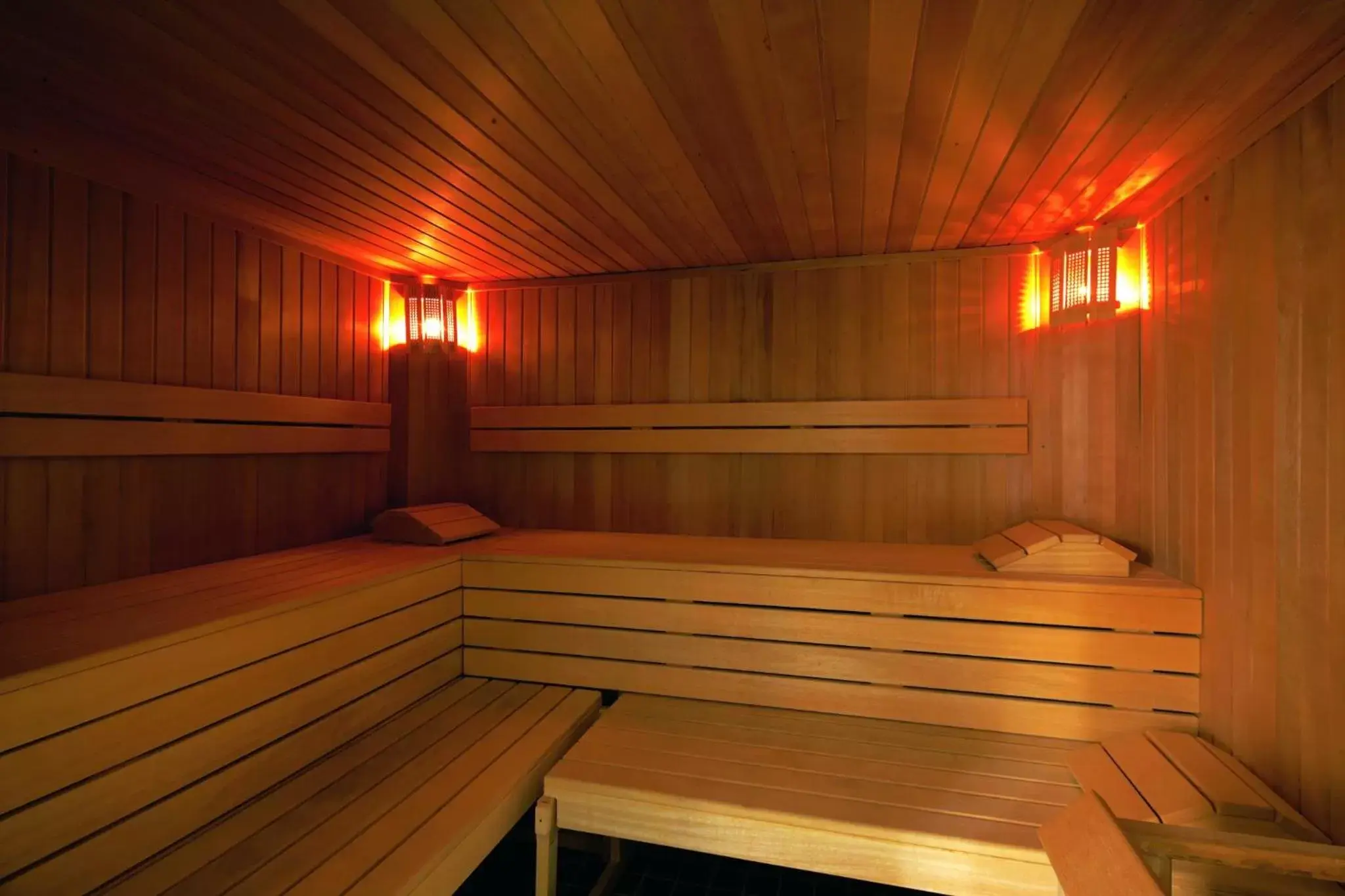 Sauna in Trans World Hotel Donauwelle