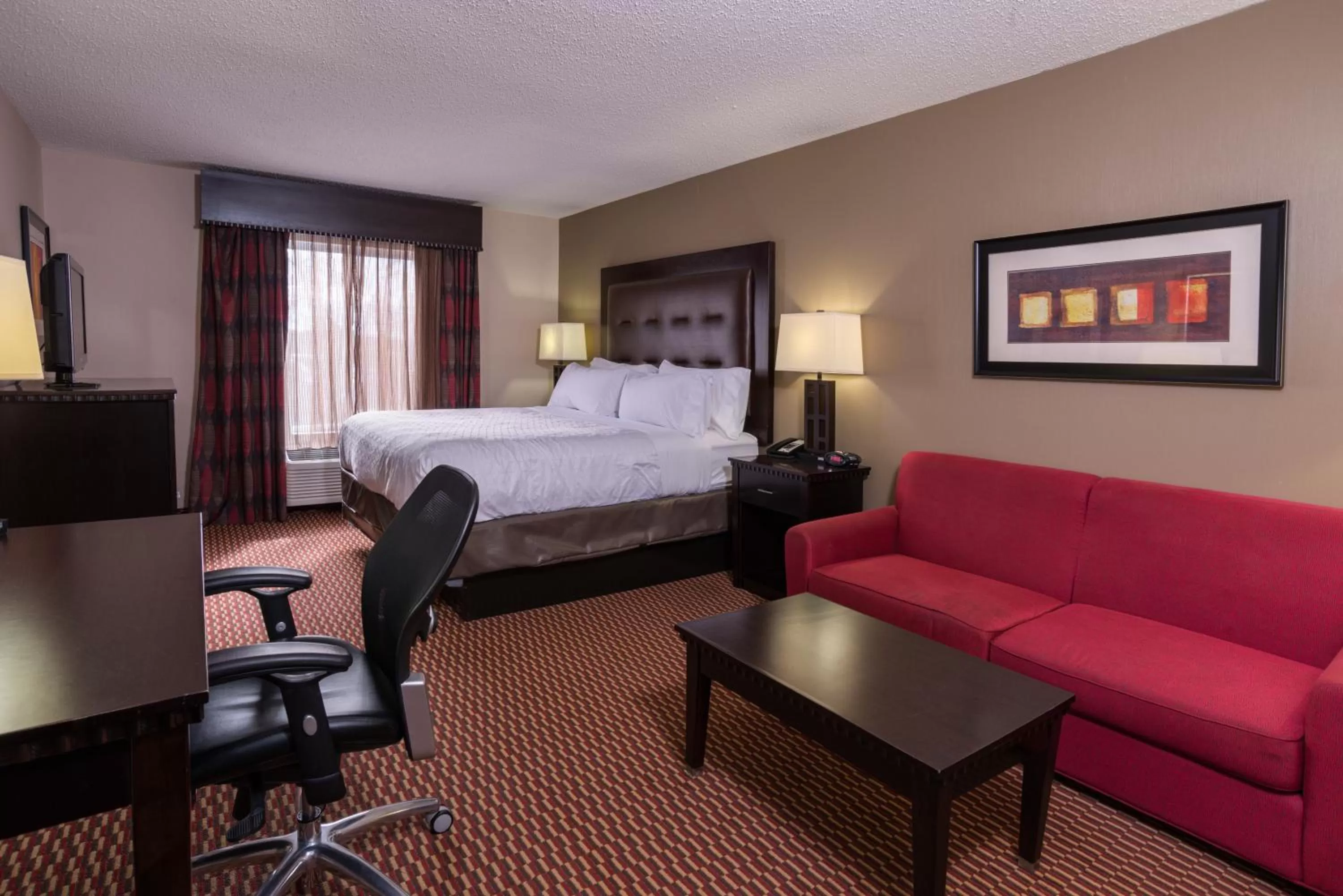 Photo of the whole room, Bed in Holiday Inn Express Hartford-Newington by IHG