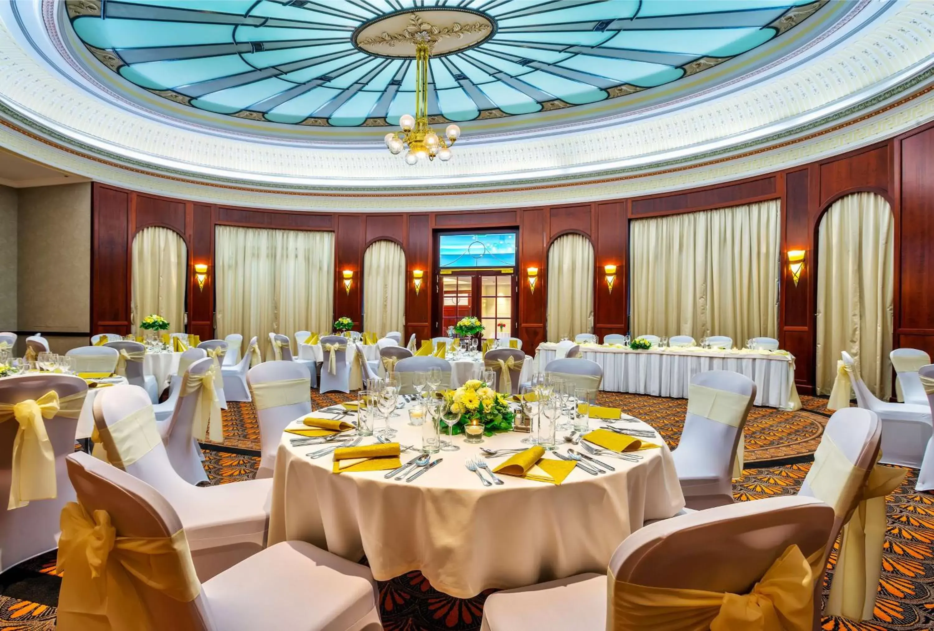 Meeting/conference room, Restaurant/Places to Eat in Radisson Blu Carlton Hotel, Bratislava