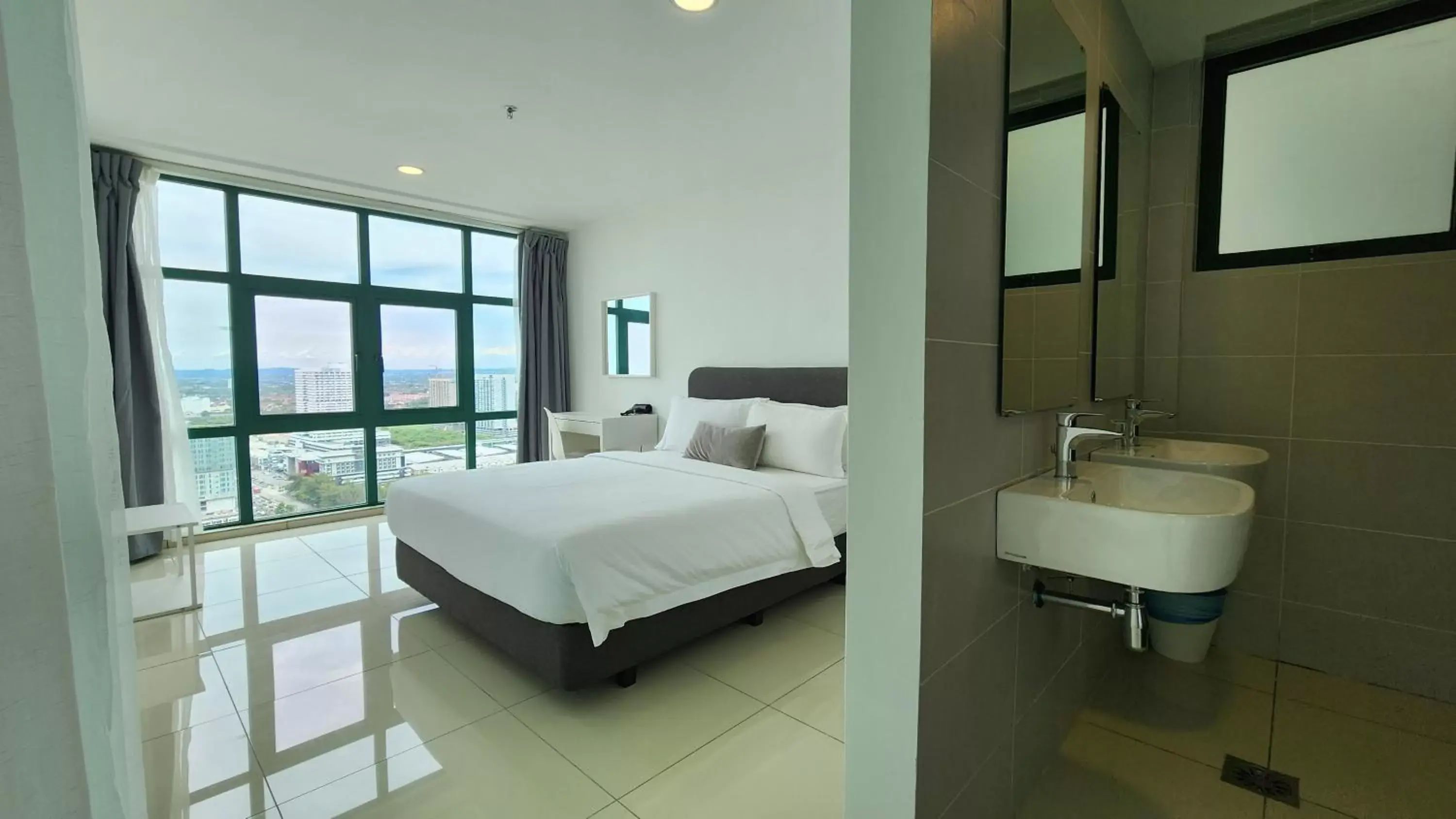 Bed in Swan Garden Resort Hotel