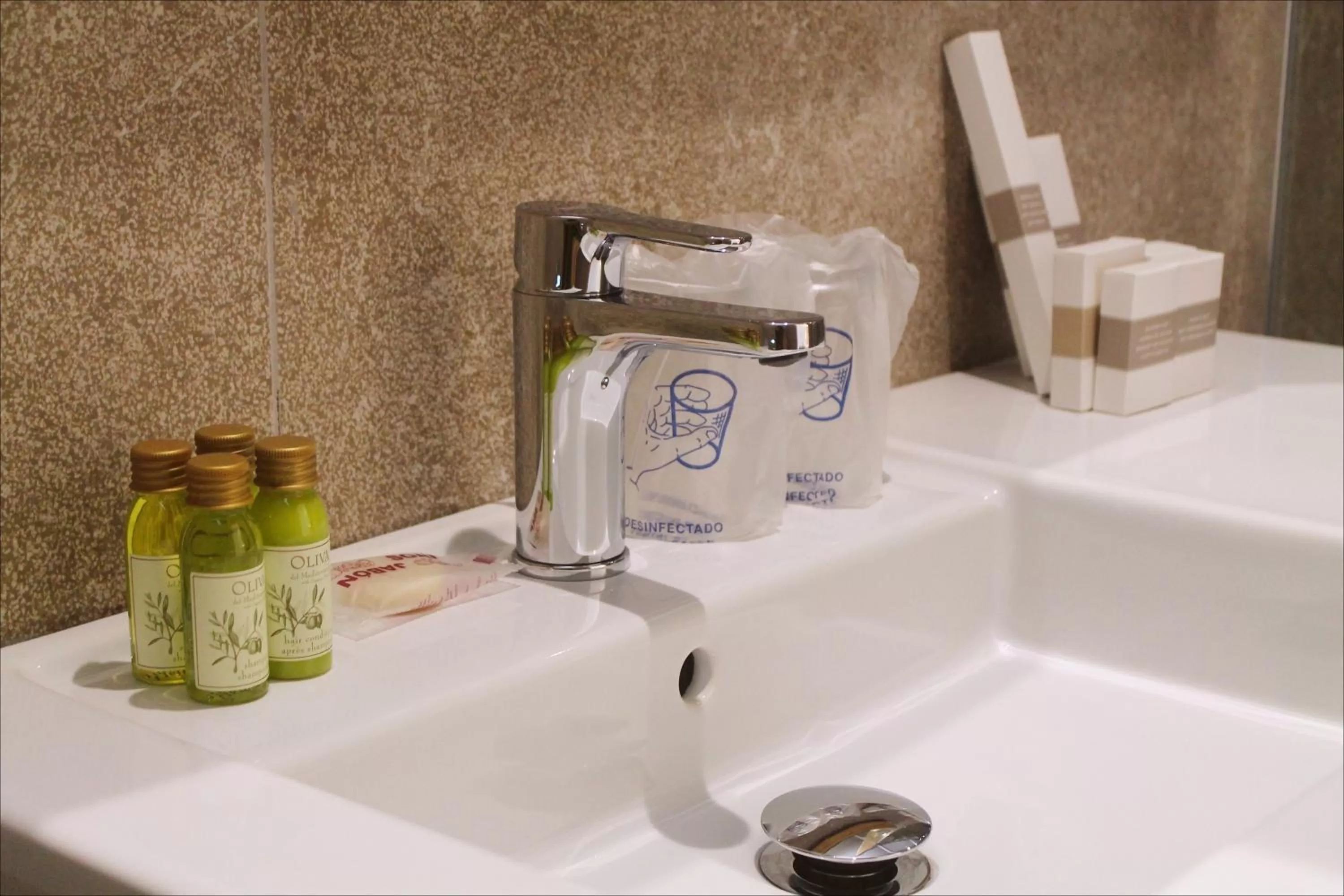 Bathroom in Sóller Center