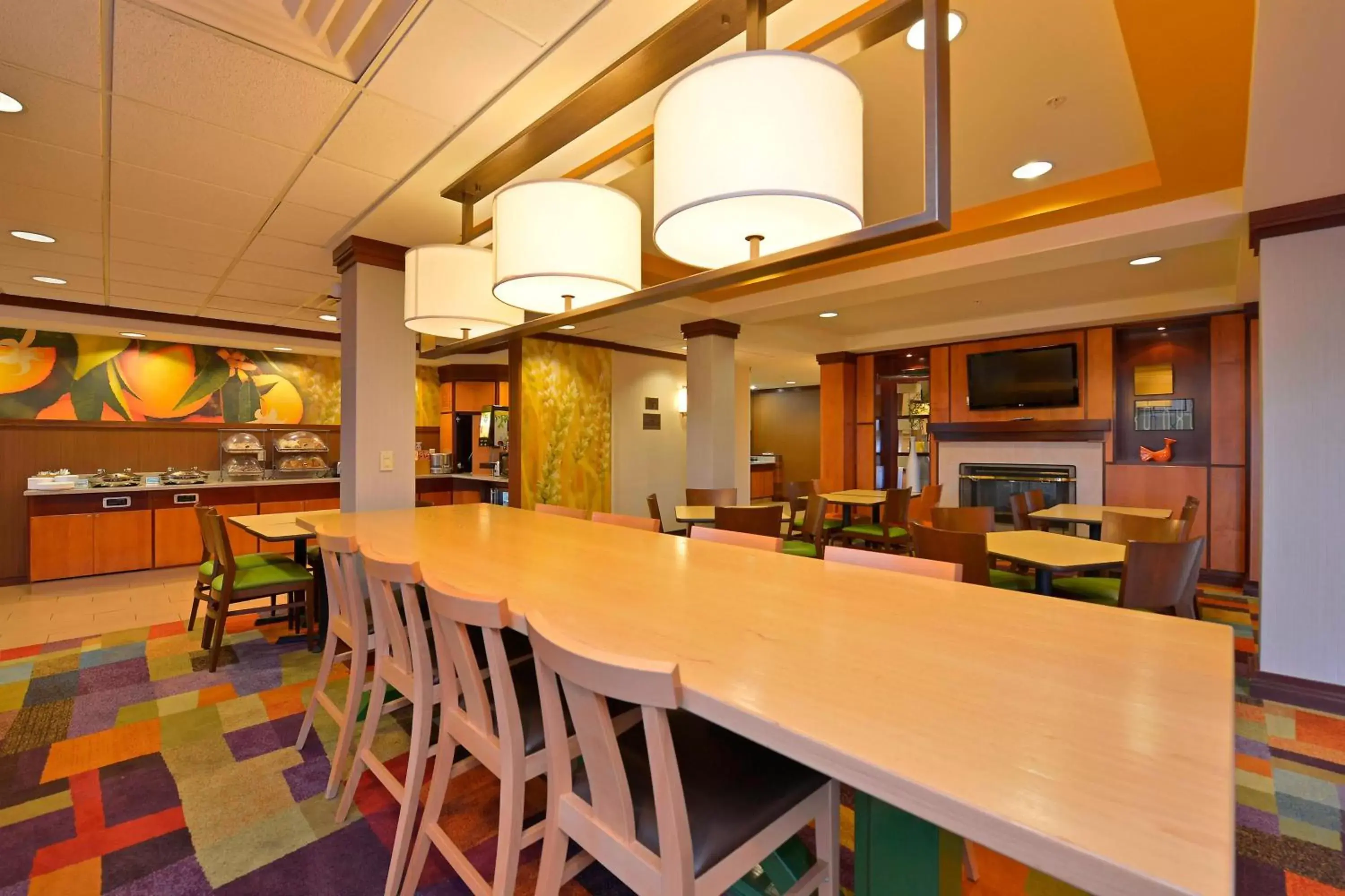 Restaurant/places to eat, Lounge/Bar in Fairfield Inn and Suites by Marriott Williamsport