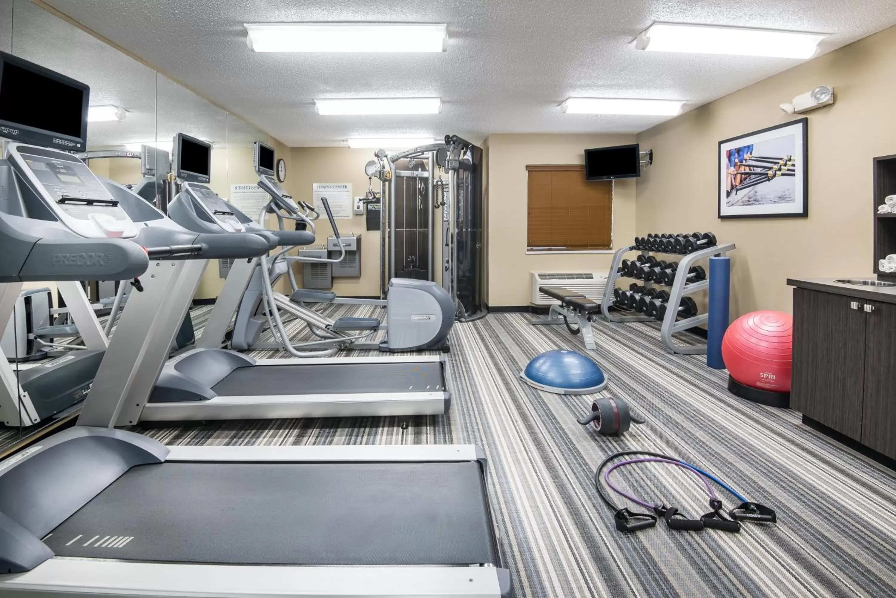 Spa and wellness centre/facilities, Fitness Center/Facilities in Candlewood Suites Durham - RTP, an IHG Hotel