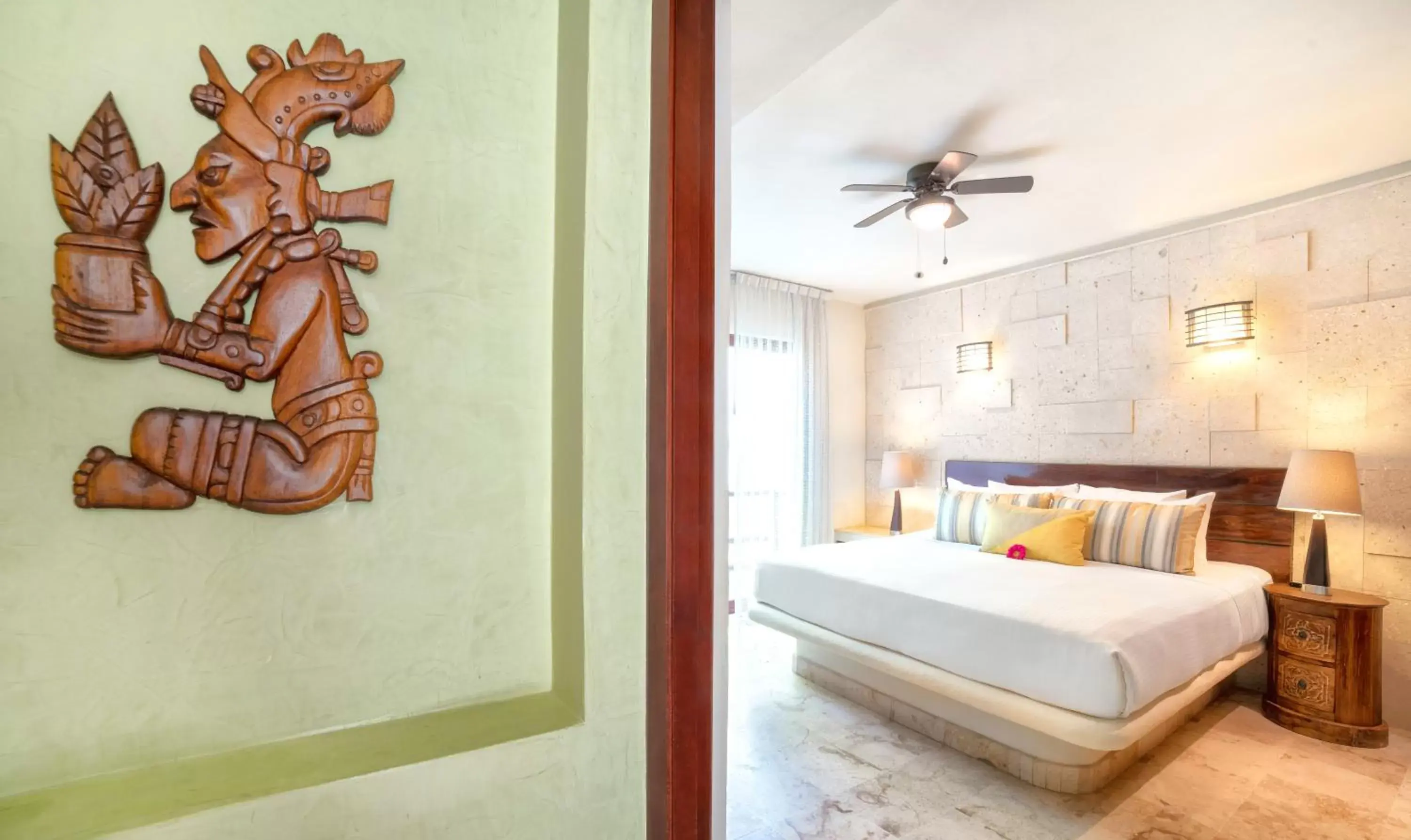 Decorative detail, Bed in Maya Villa Condo Hotel and Beachclub