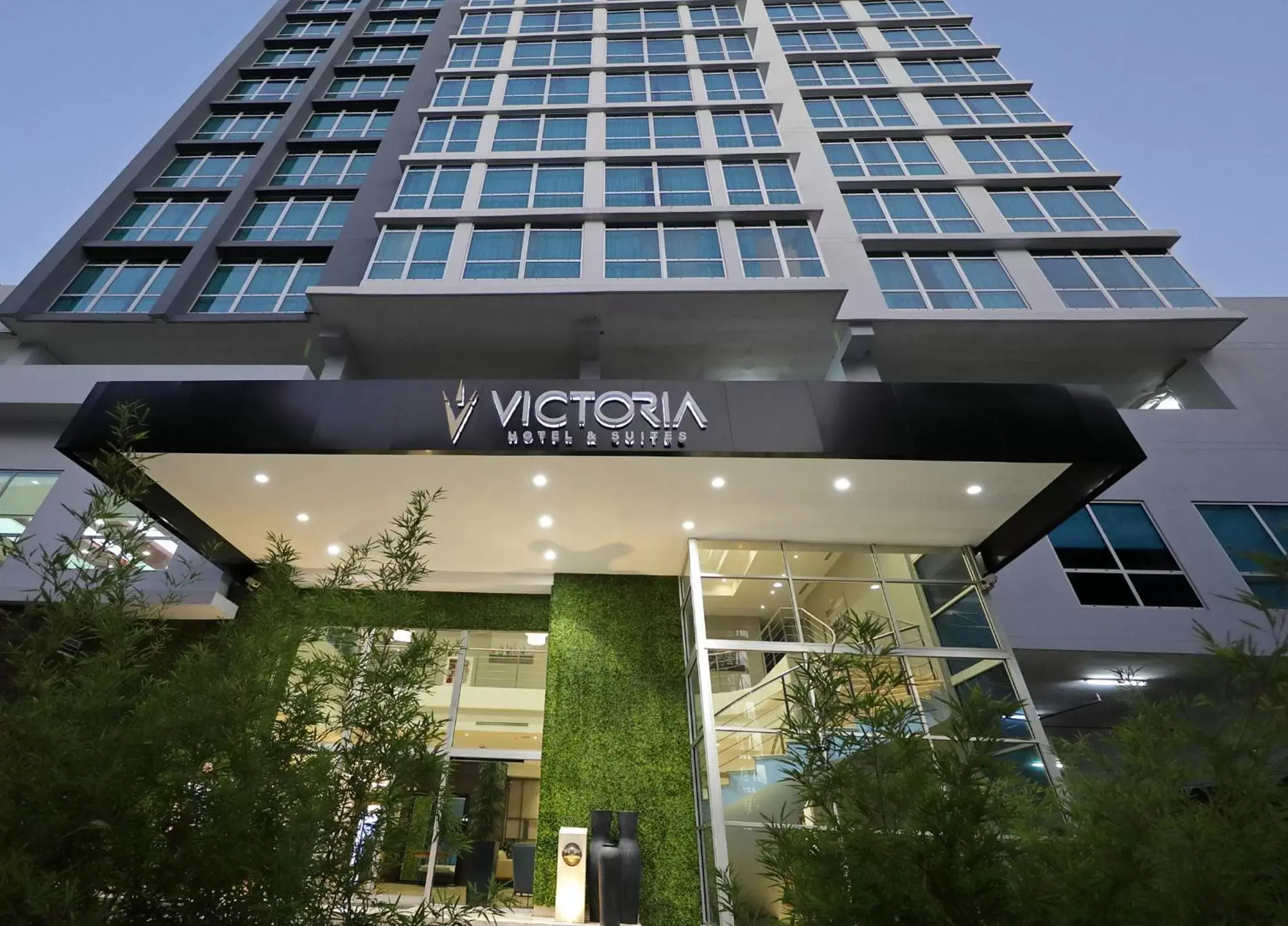 Facade/entrance, Property Building in Victoria Hotel and Suites Panama
