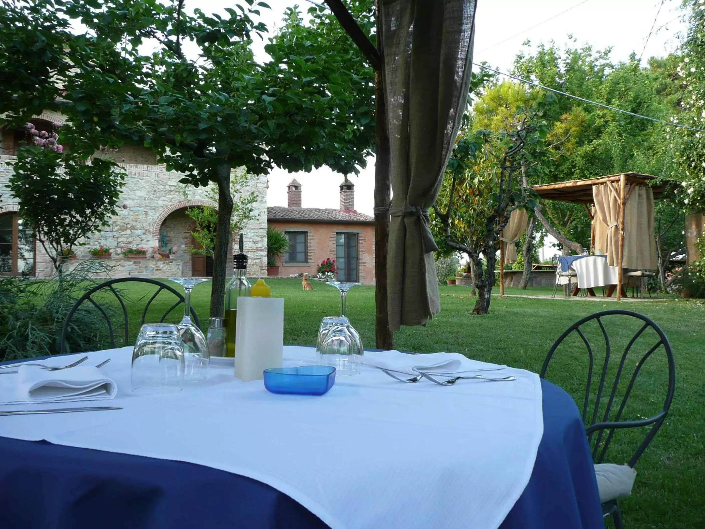 Restaurant/Places to Eat in B&B Le Caselle "Il Baraccotto"