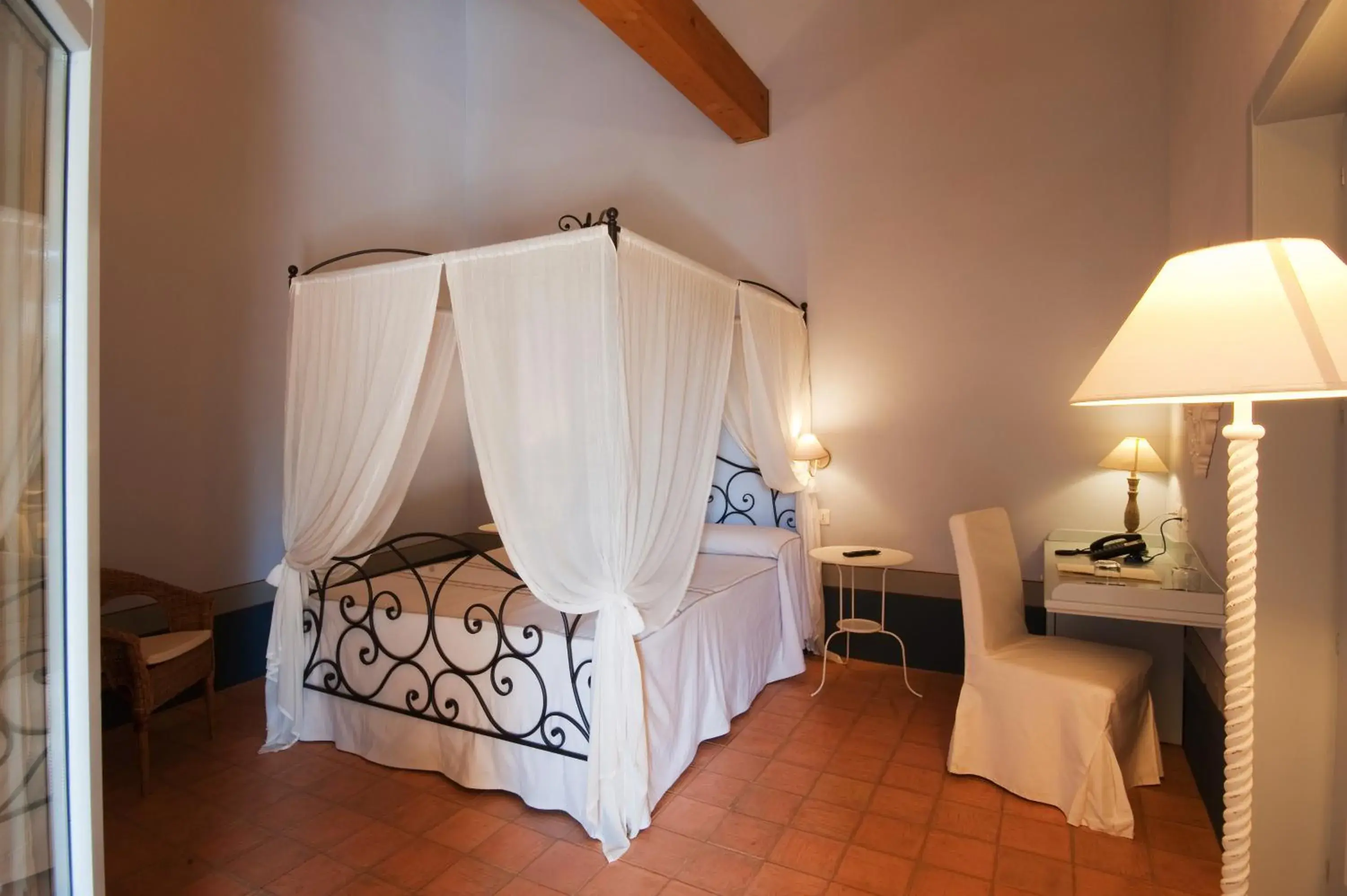 Superior Double Room with Garden View - single occupancy in Aquae Sinis Albergo Diffuso