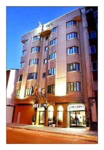 Facade/entrance in Hotel Alisi