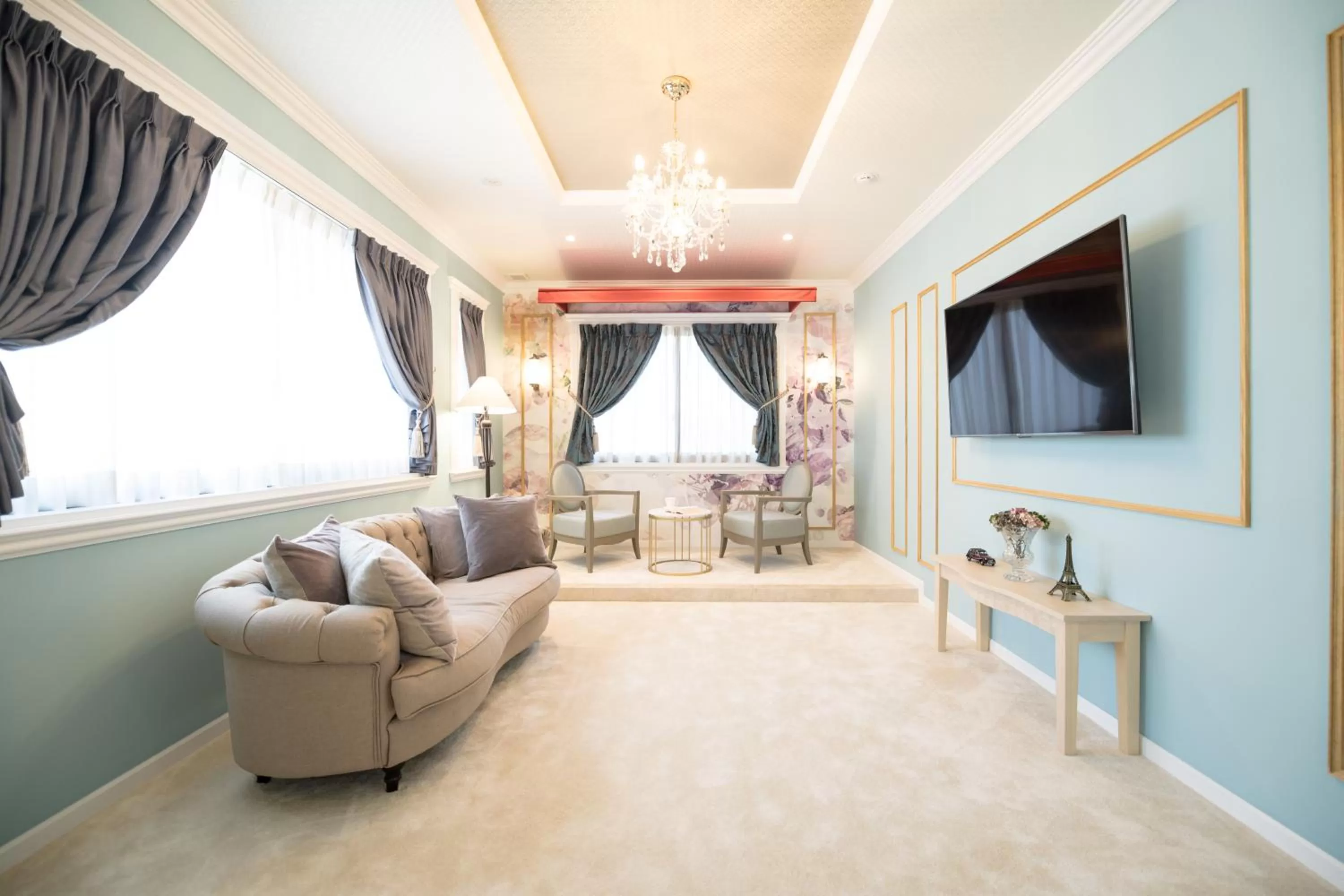 Living room in HOTEL SHIKISAI KYOTO