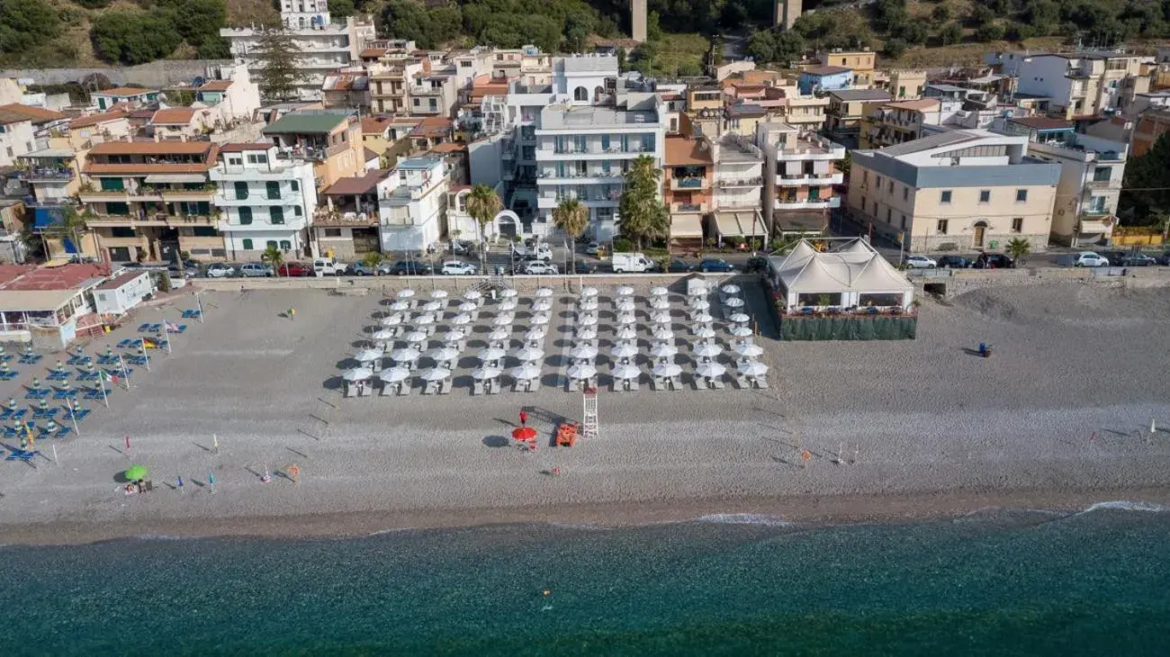 Property building, Bird's-eye View in Albatros Beach Hotel