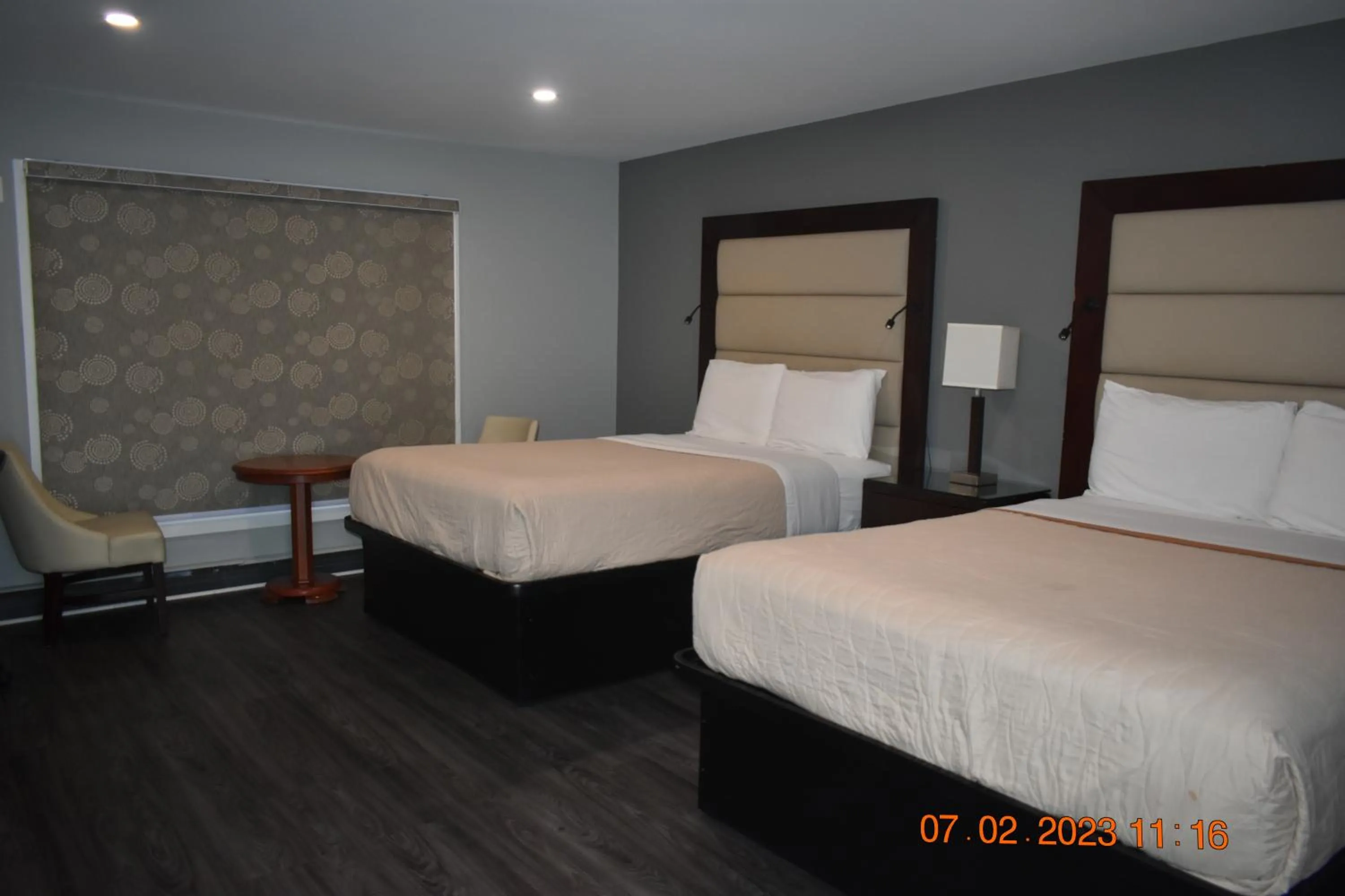 Bedroom in Time Travellers Motel