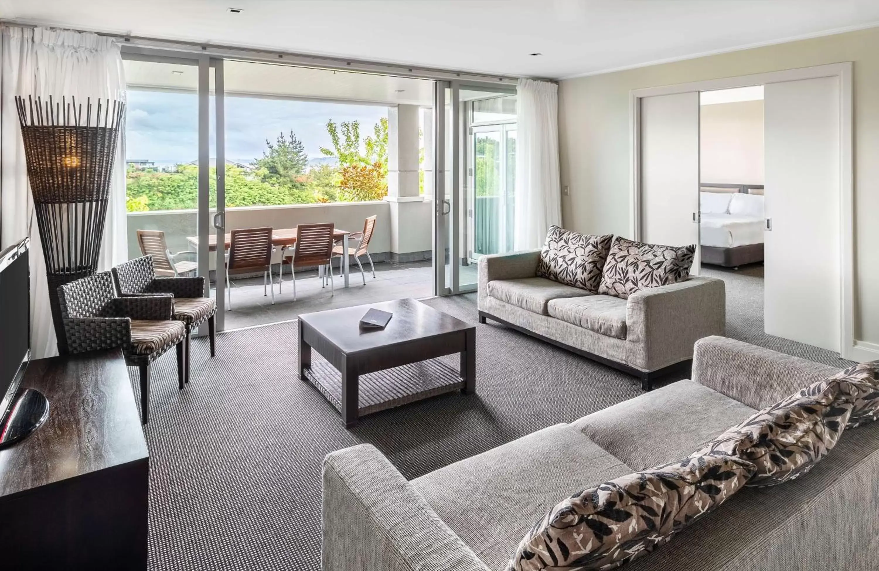 Balcony/Terrace, Seating Area in Hilton Lake Taupo