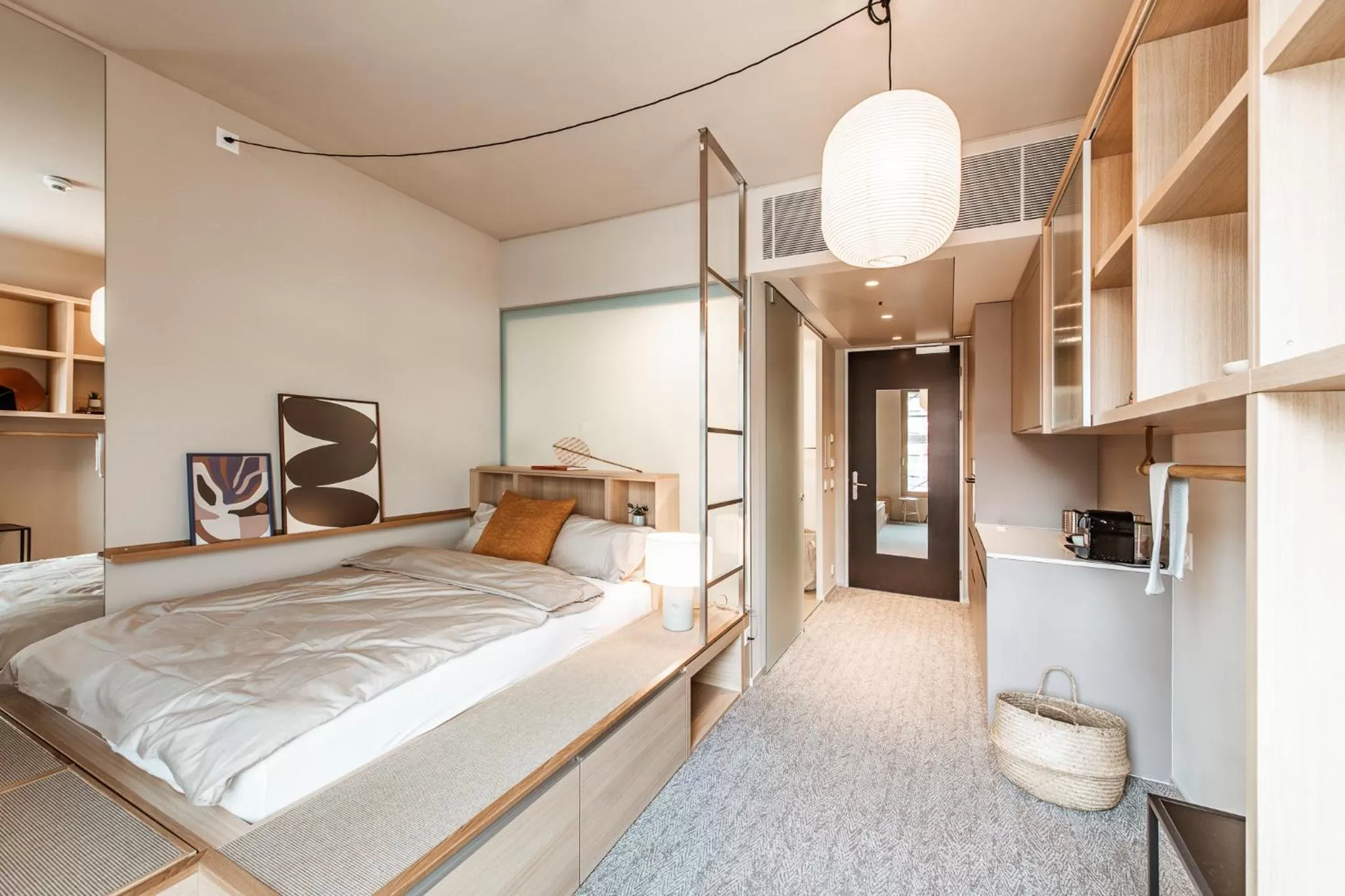 Photo of the whole room, Bed in City Pop 2Night Basel - Self check-in