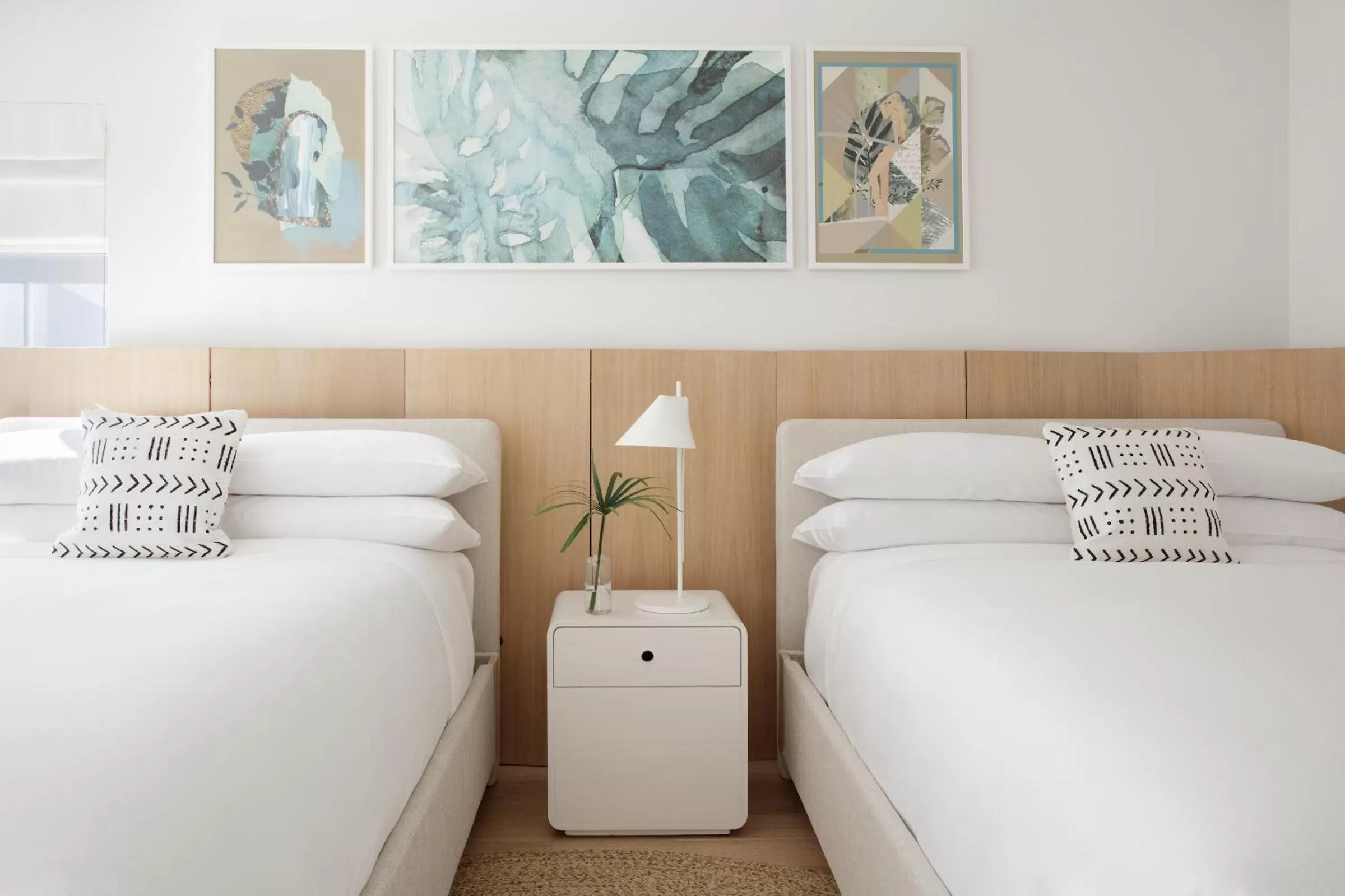 Bed in The Kimpton Shorebreak Fort Lauderdale Beach Resort