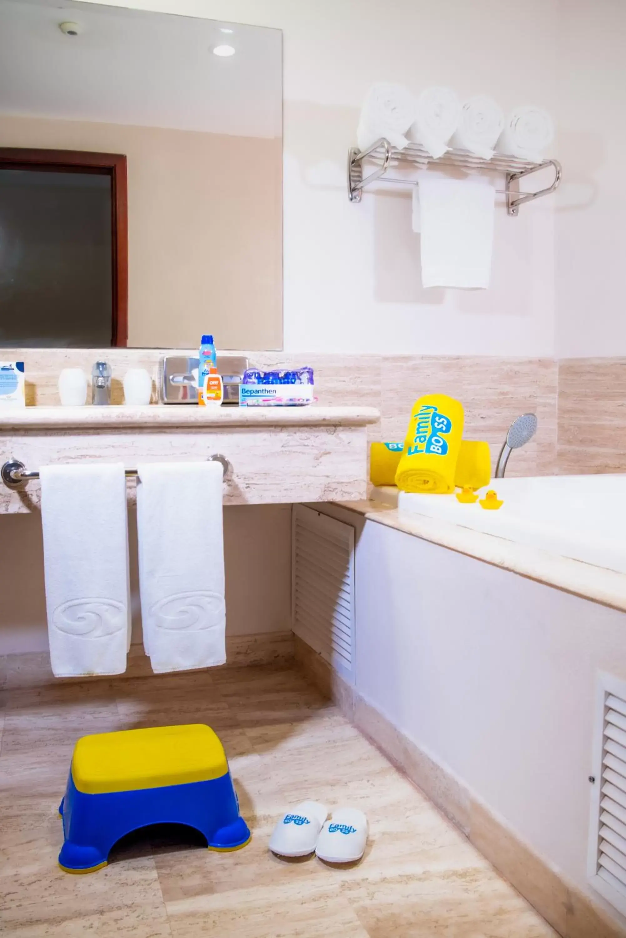 Shower, Kitchen/Kitchenette in Family Selection at Grand Palladium Vallarta Resort & Spa - All Inclusive