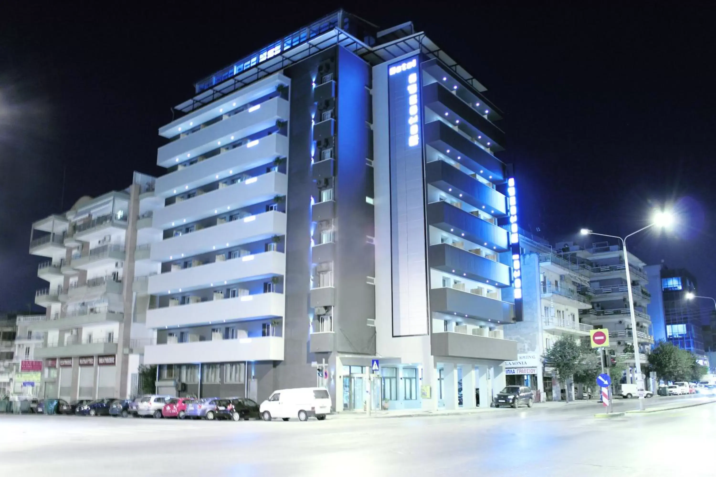 Facade/entrance, Property Building in Rotonda Hotel