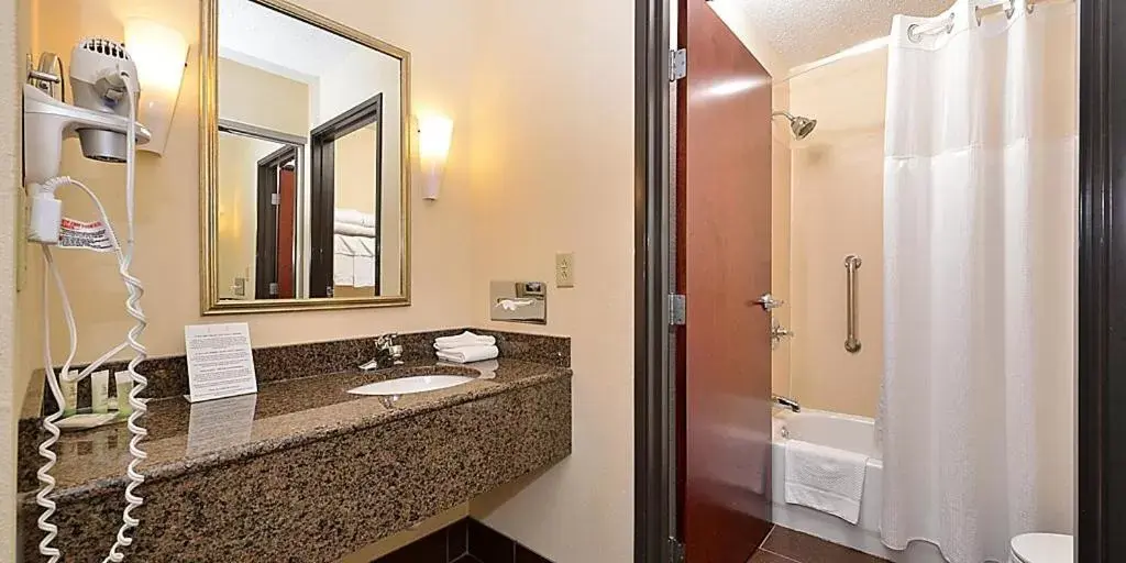 Bathroom in Staybridge Suites West Des Moines, an IHG Hotel