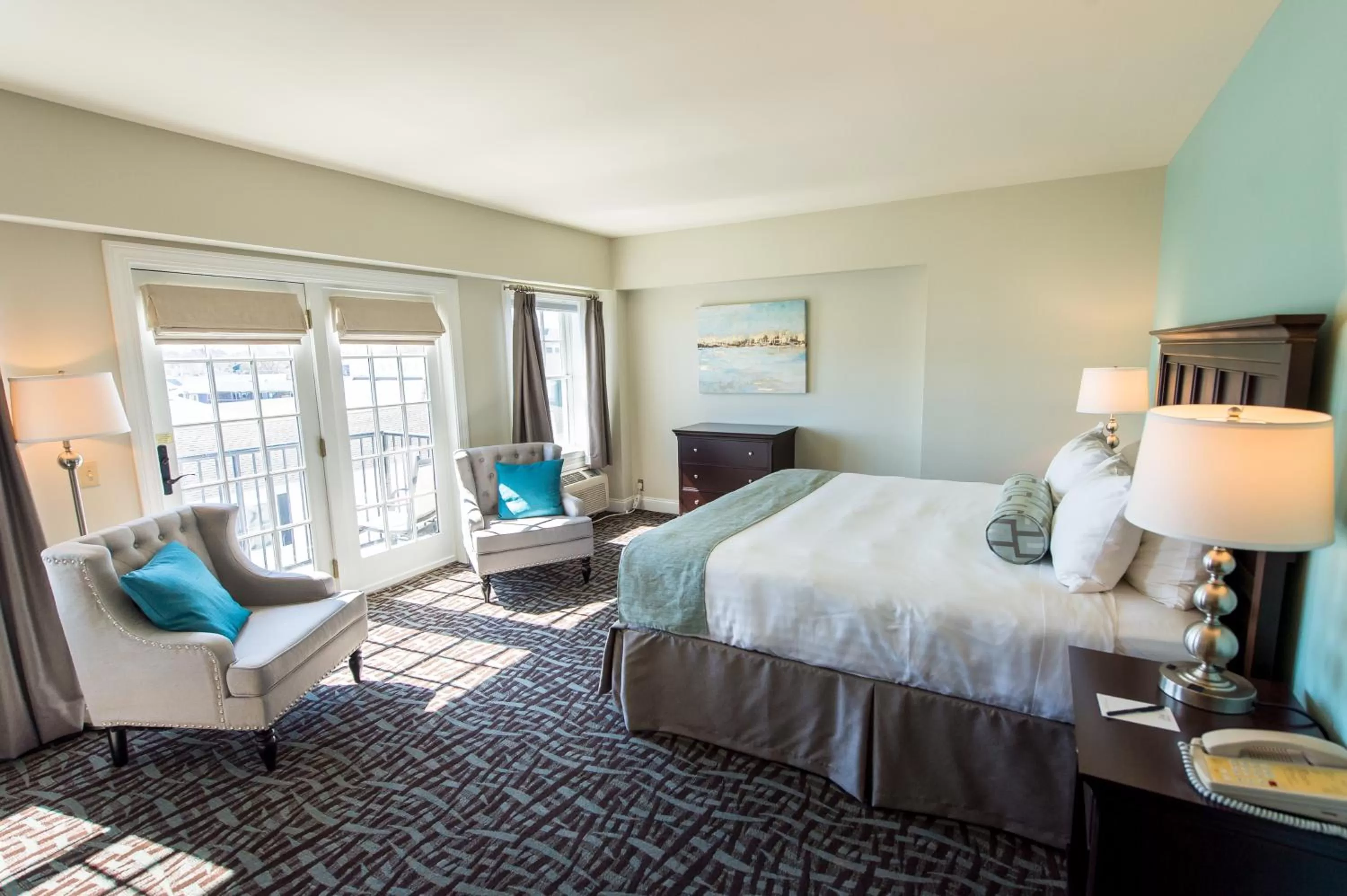 Photo of the whole room, Bed in Union Bluff Hotel & Meeting House